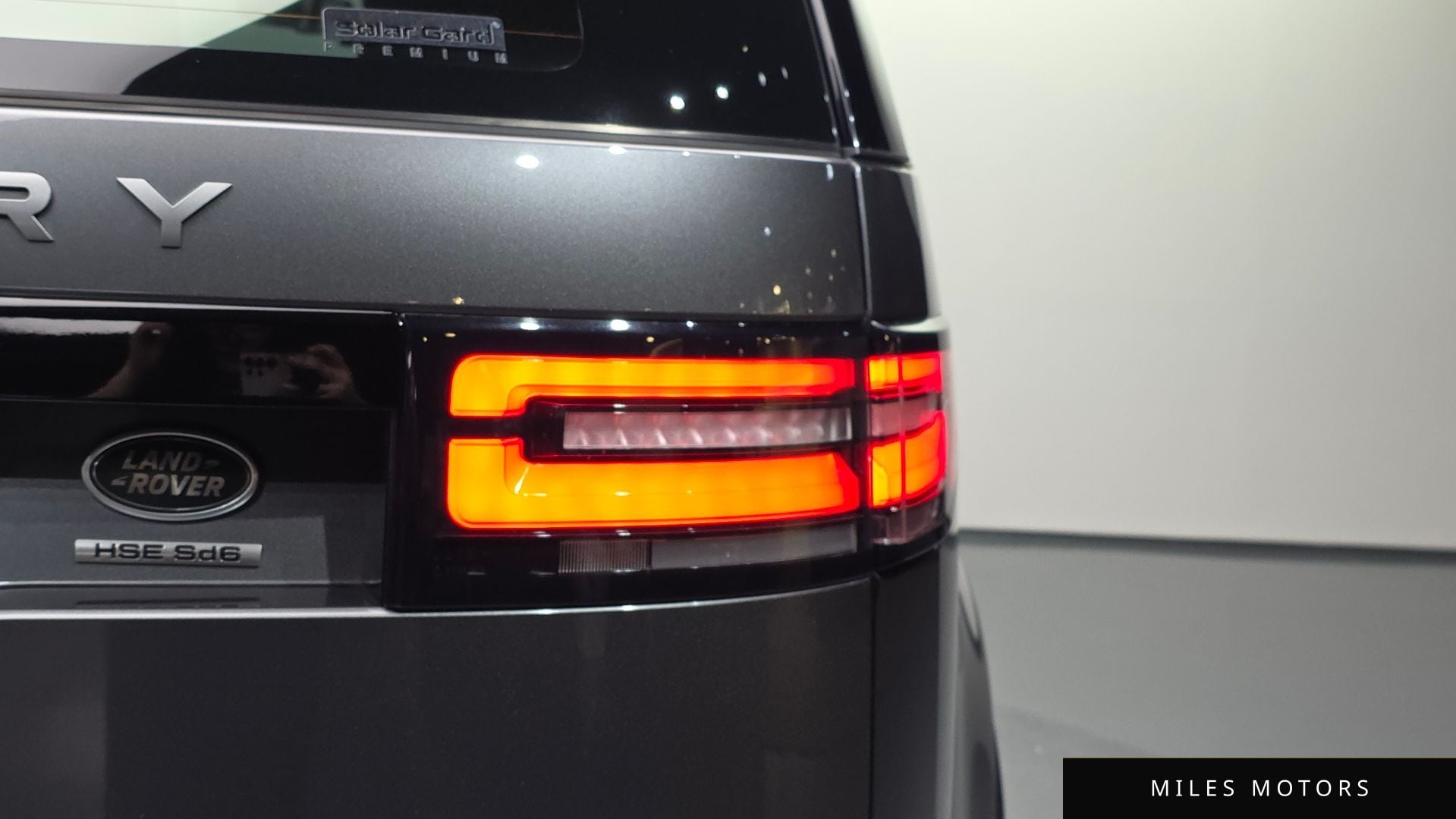 Land Rover Discovery 2019 — миниатюра 8