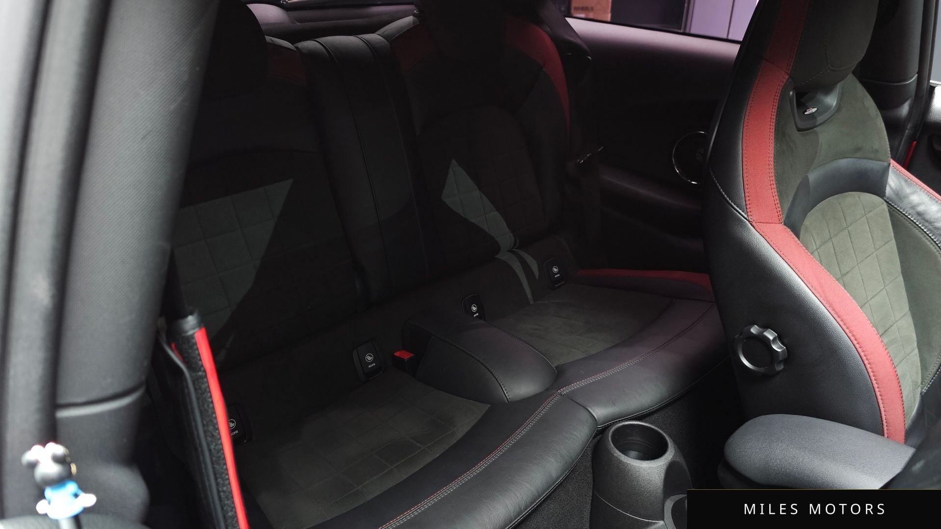 MINI Cooper S 2016 — миниатюра 11