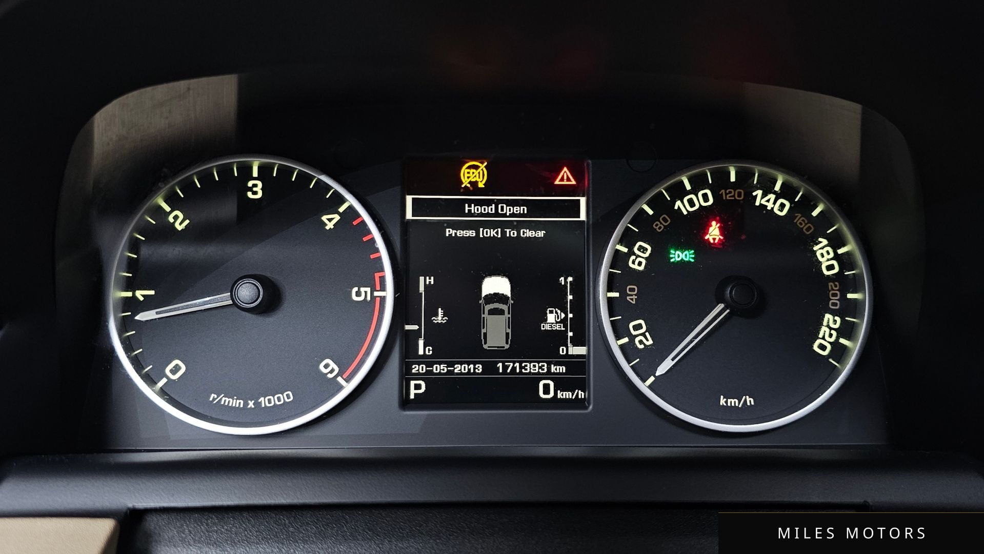 Land Rover Discovery 2015 — миниатюра 10