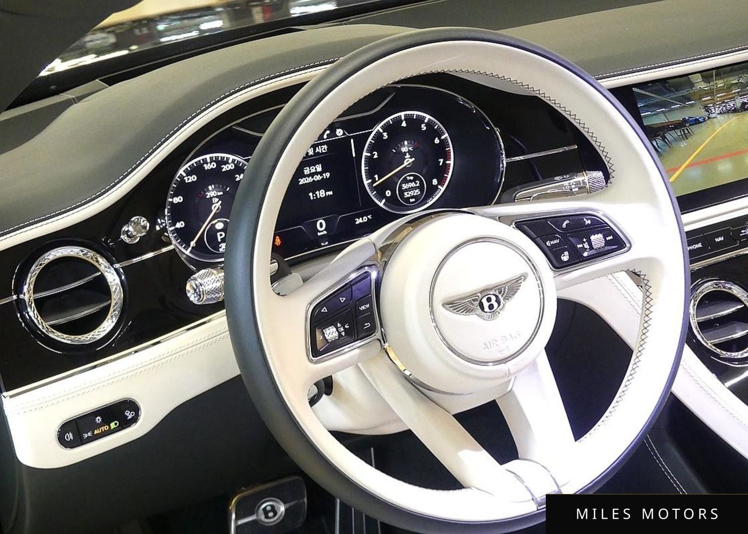 Bentley Continental GT 2023 — миниатюра 9