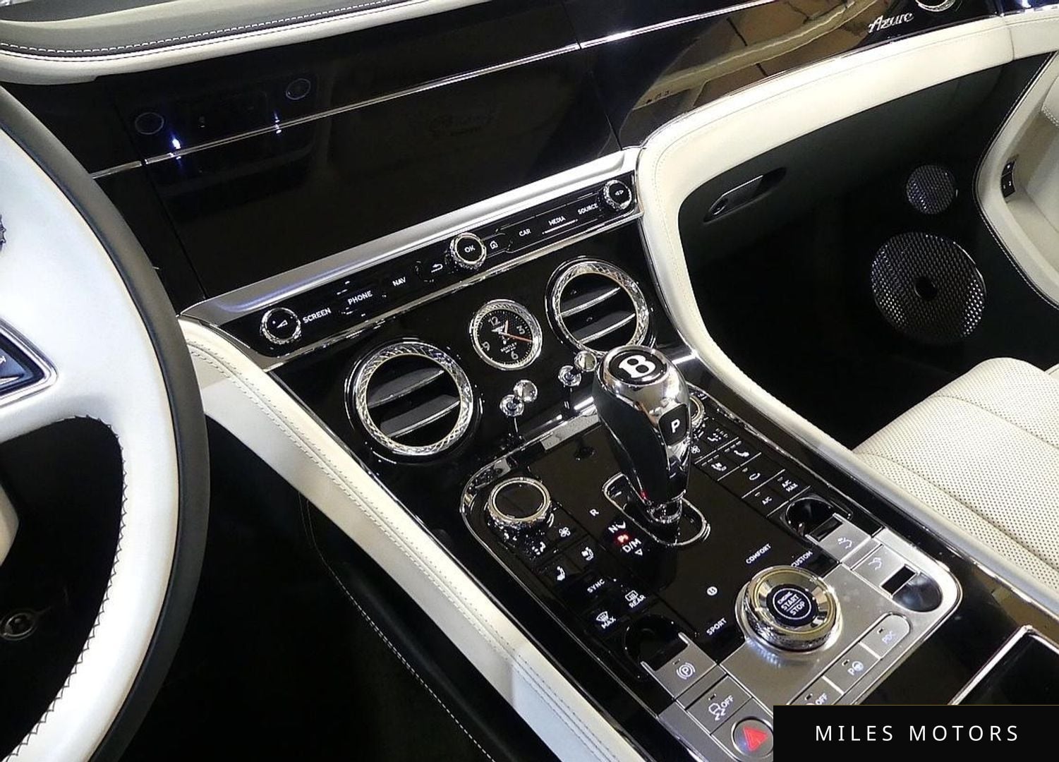 Bentley Continental GT 2023 — миниатюра 12