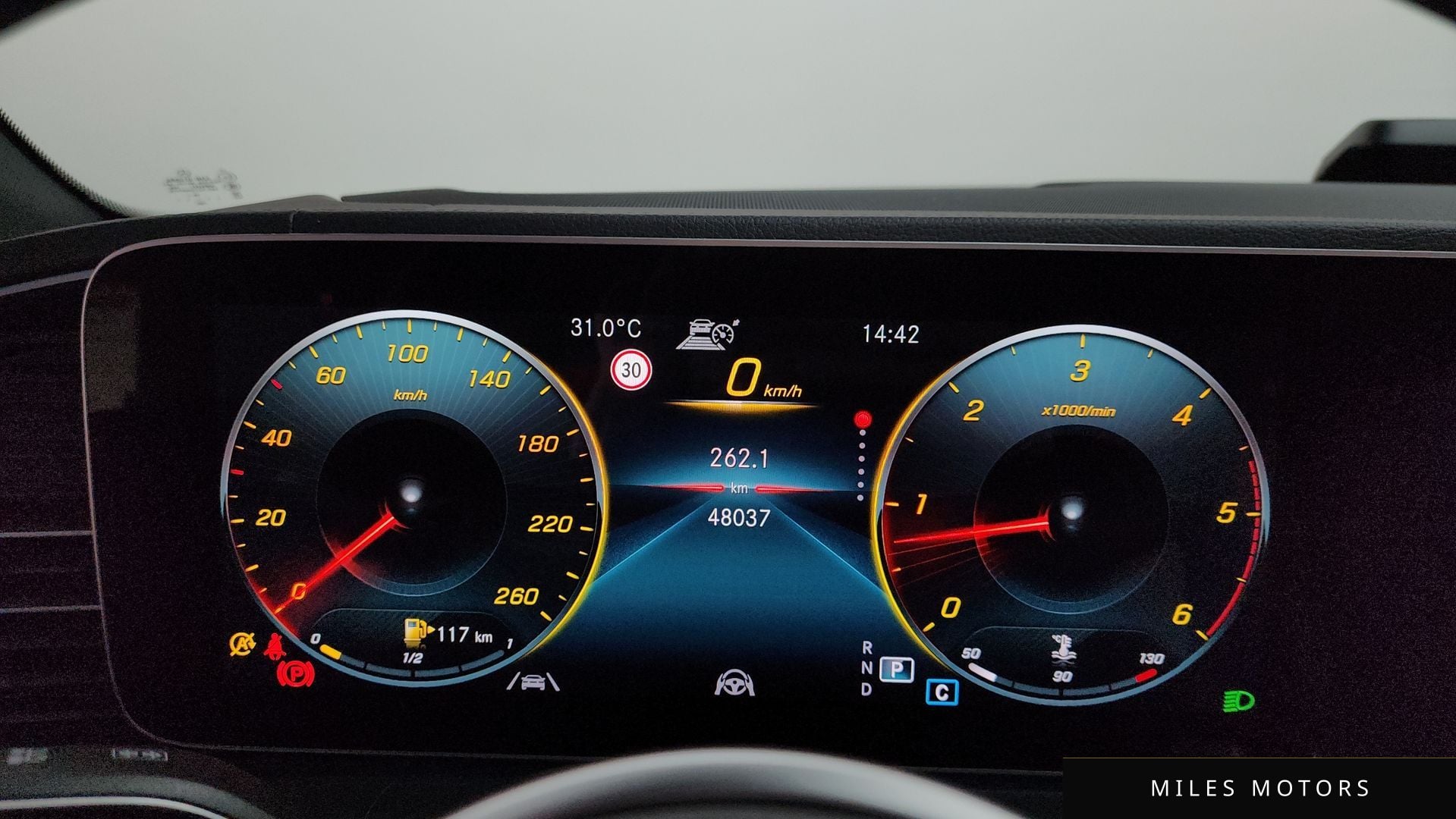 Mercedes-Benz GLE-Class W167 2021 — миниатюра 11