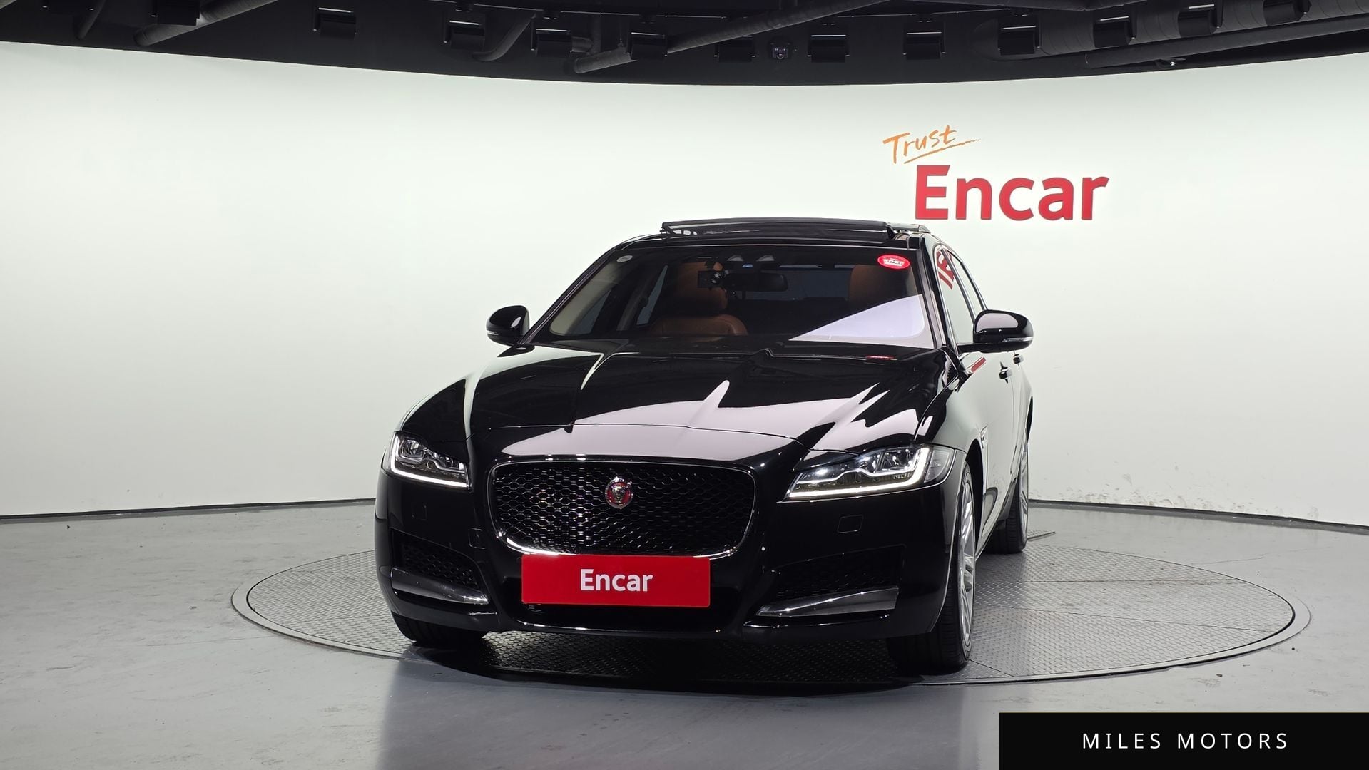 Jaguar XF (X260) 2017 — миниатюра 3