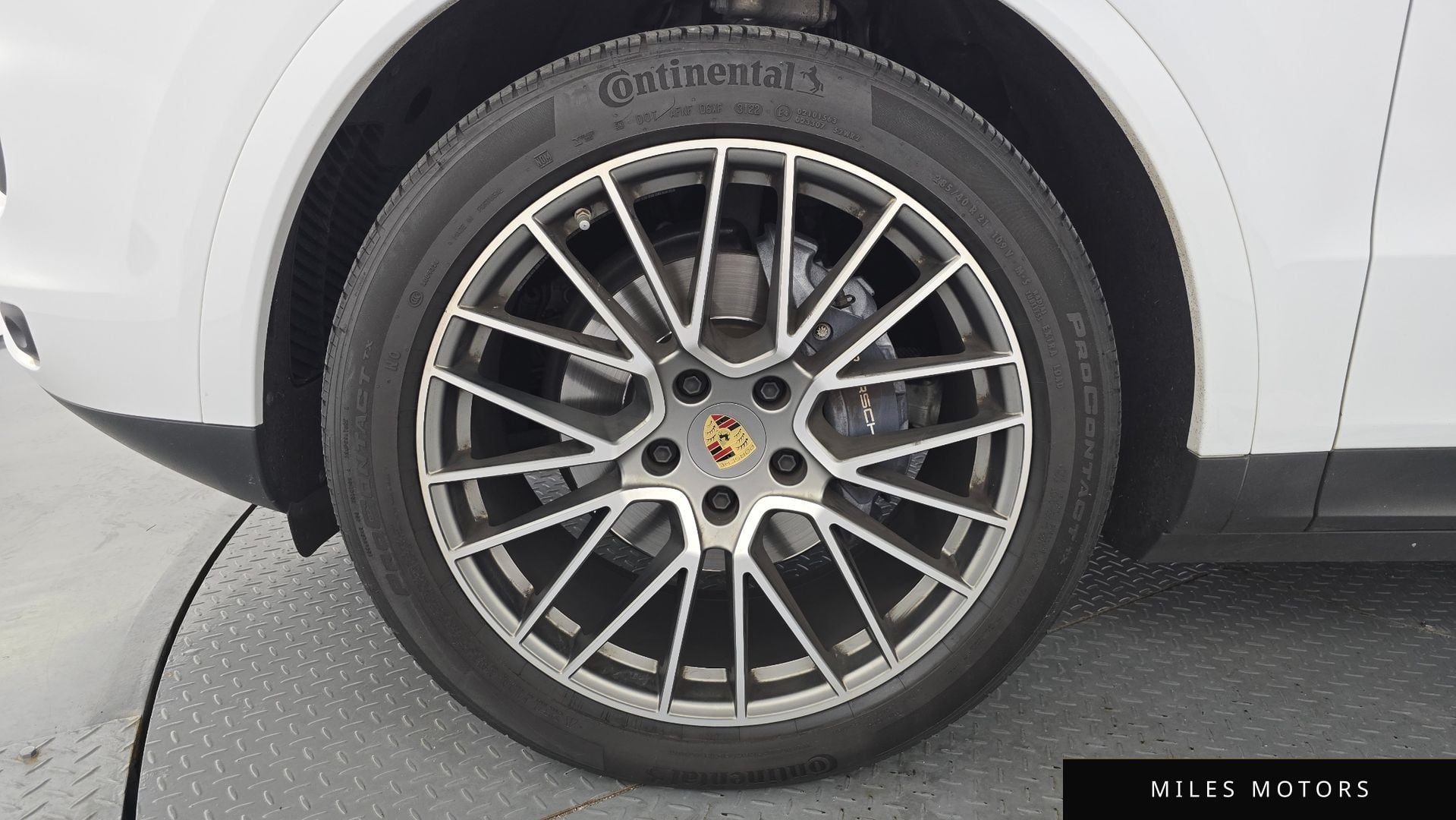 Porsche Cayenne 2023 — миниатюра 5