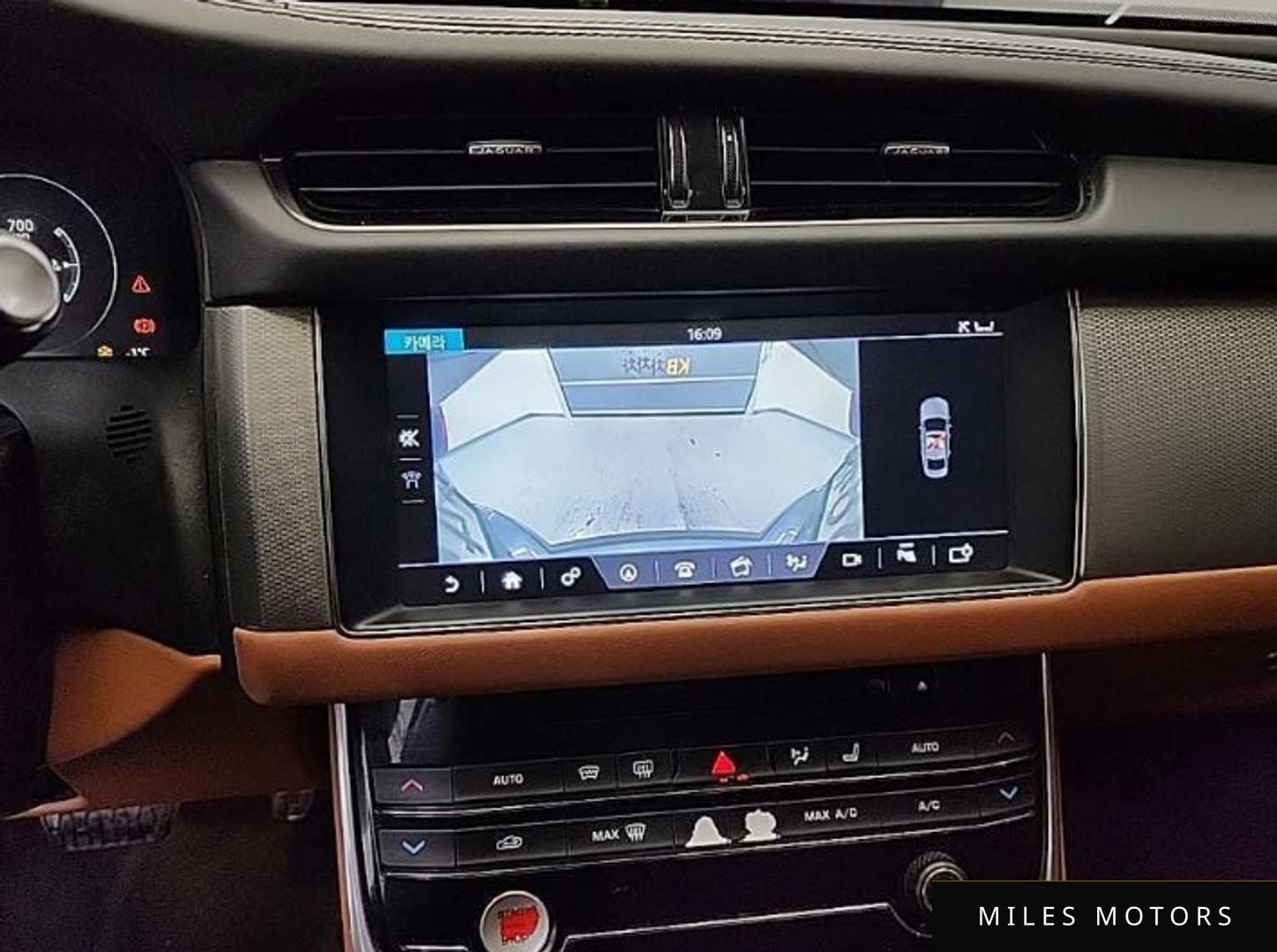 Jaguar XF (X260) 2017 — миниатюра 10