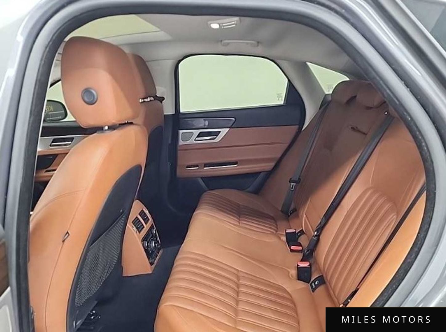 Jaguar XF (X260) 2017 — миниатюра 12