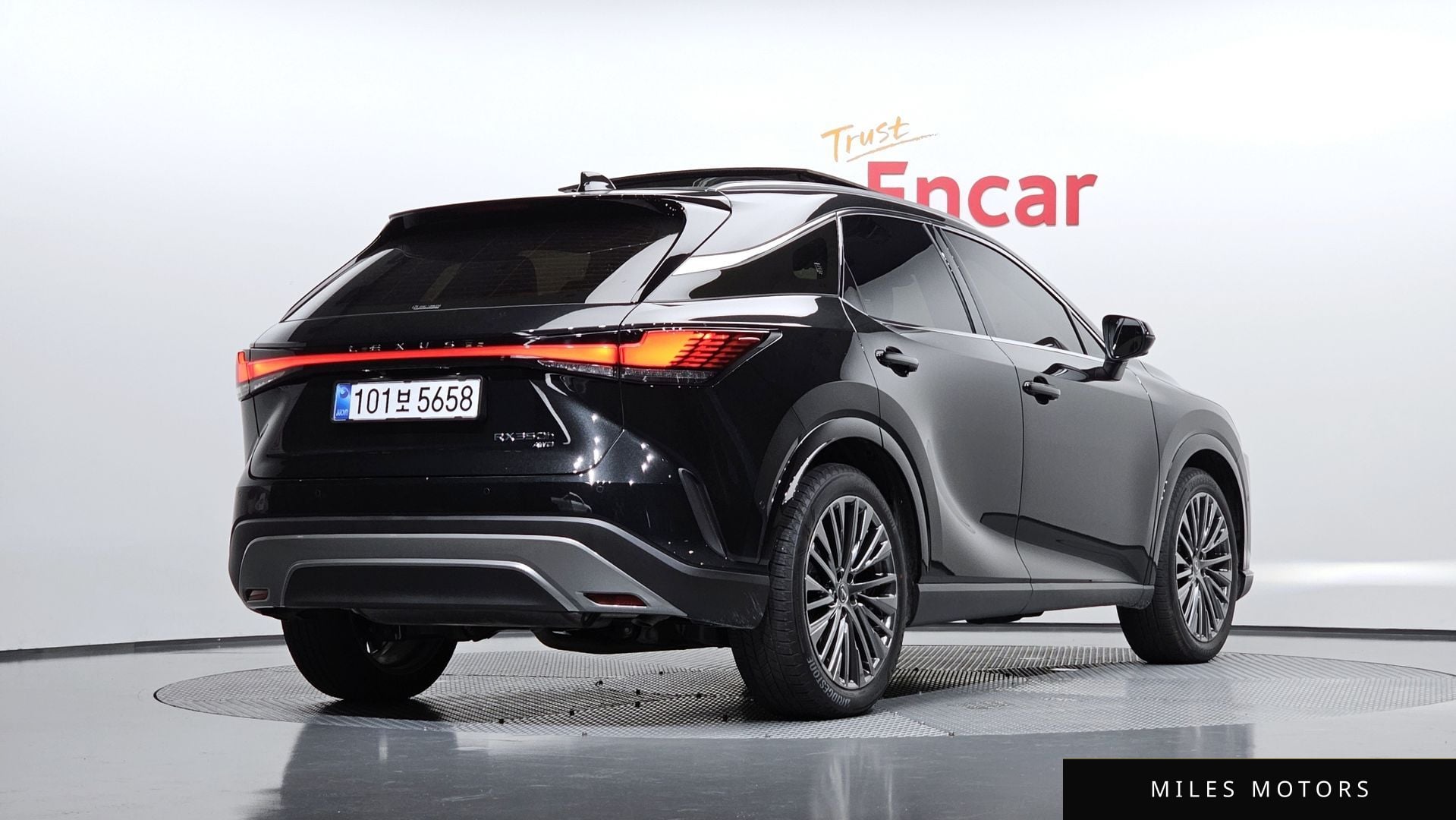 Лексус RX350h 2025 — миниатюра 2