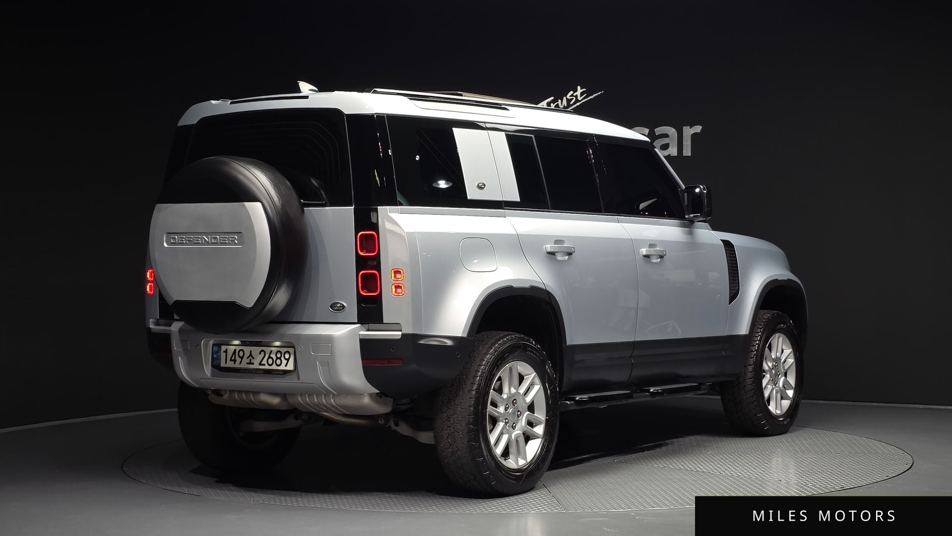 Land Rover Defender 2022 — миниатюра 2