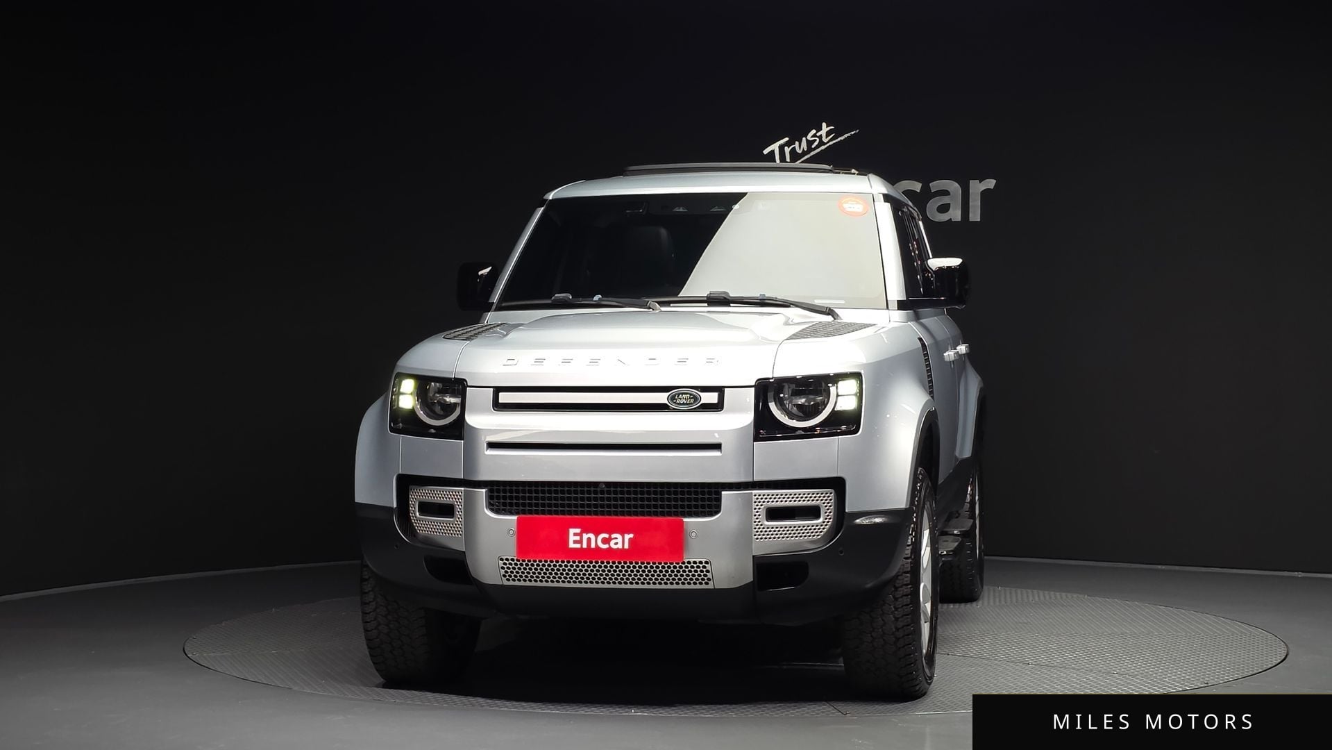 Land Rover Defender 2022 — миниатюра 3