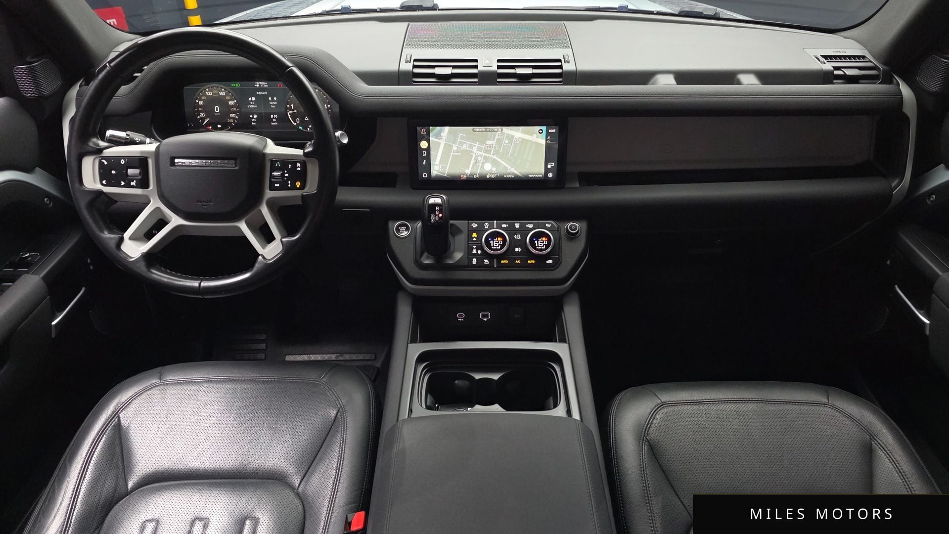 Land Rover Defender 2022 — миниатюра 10