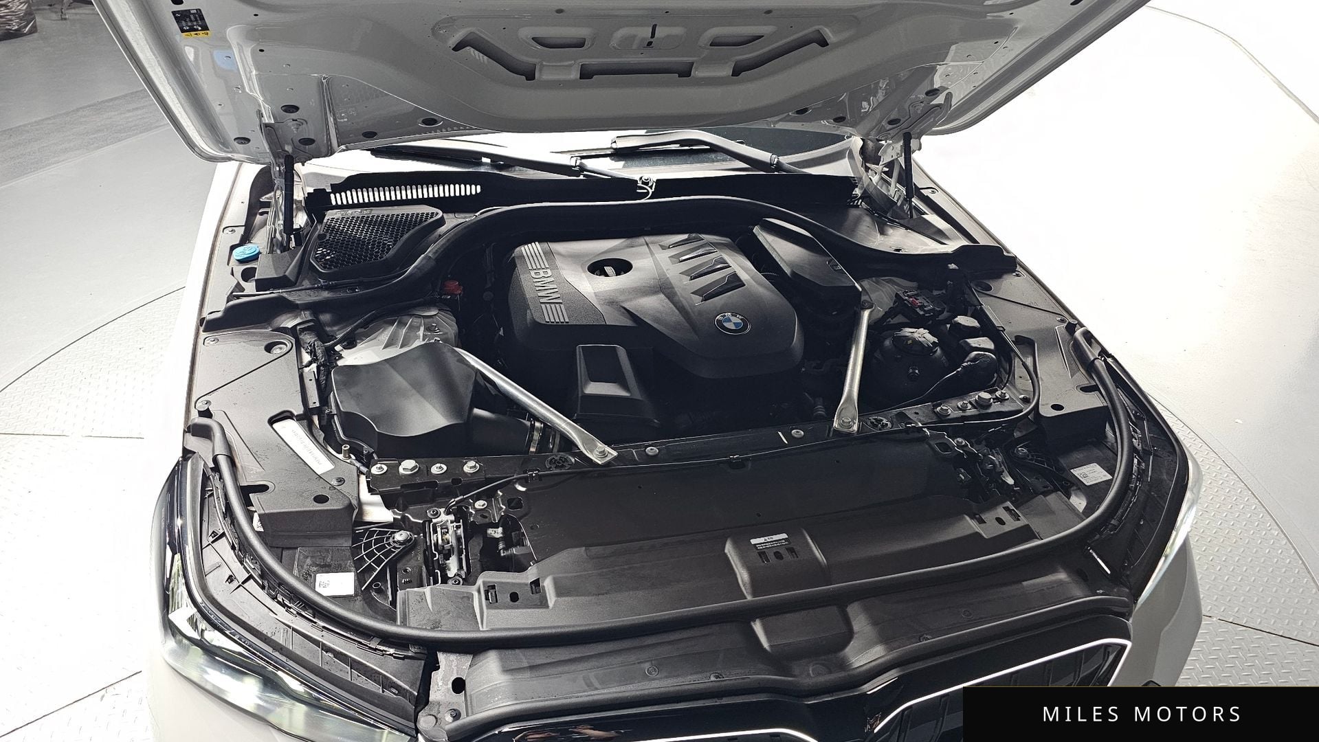 BMW 5 Series (G60) 2026 — миниатюра 6