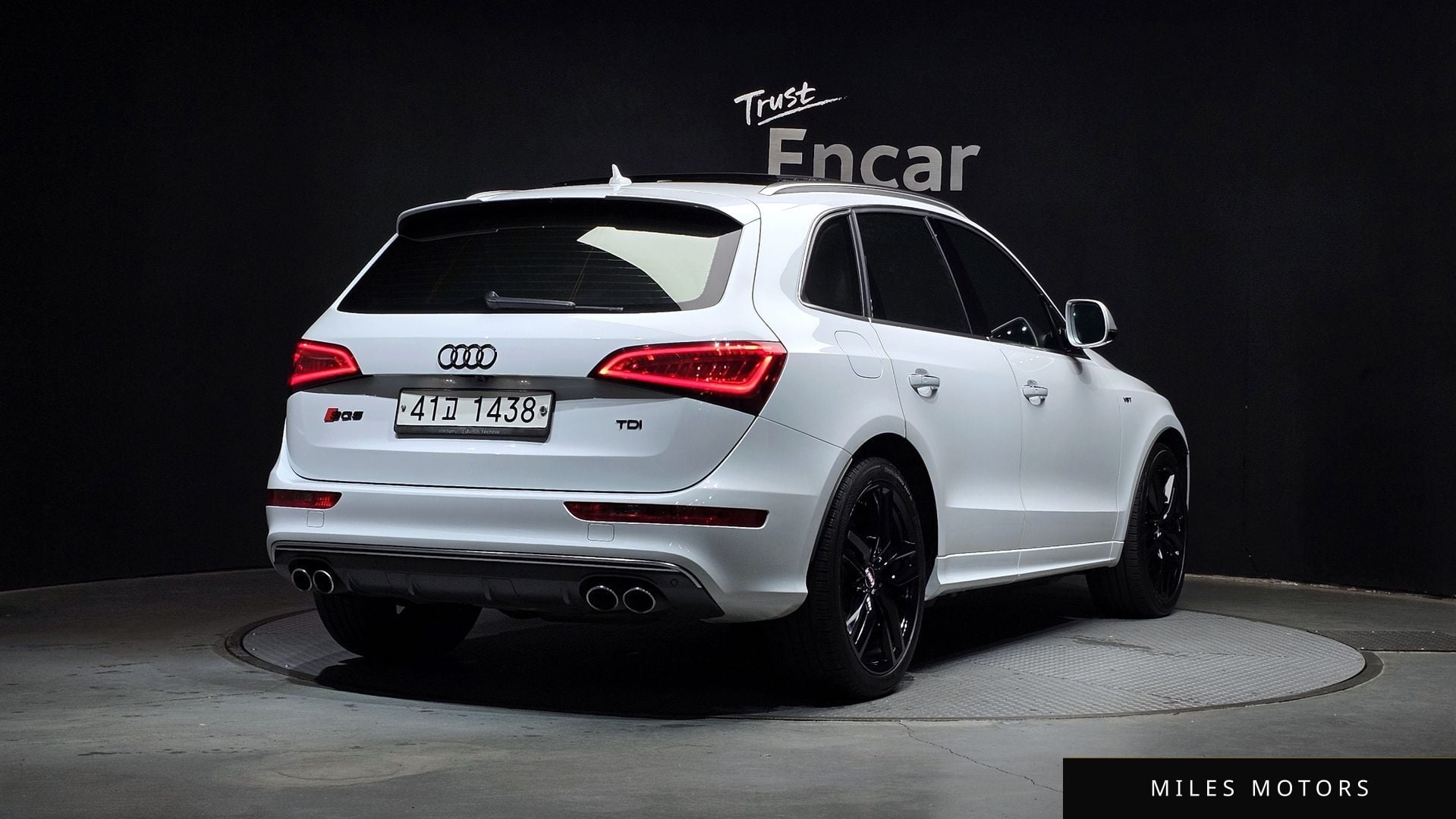 Audi SQ5 2015 — миниатюра 2
