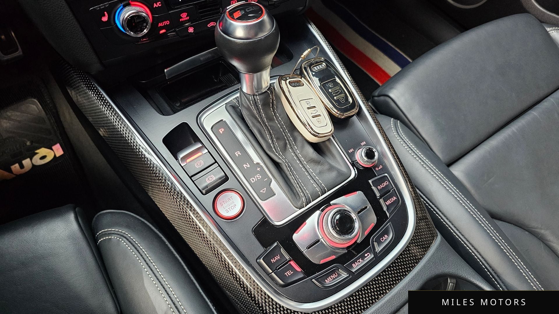 Audi SQ5 2015 — миниатюра 9