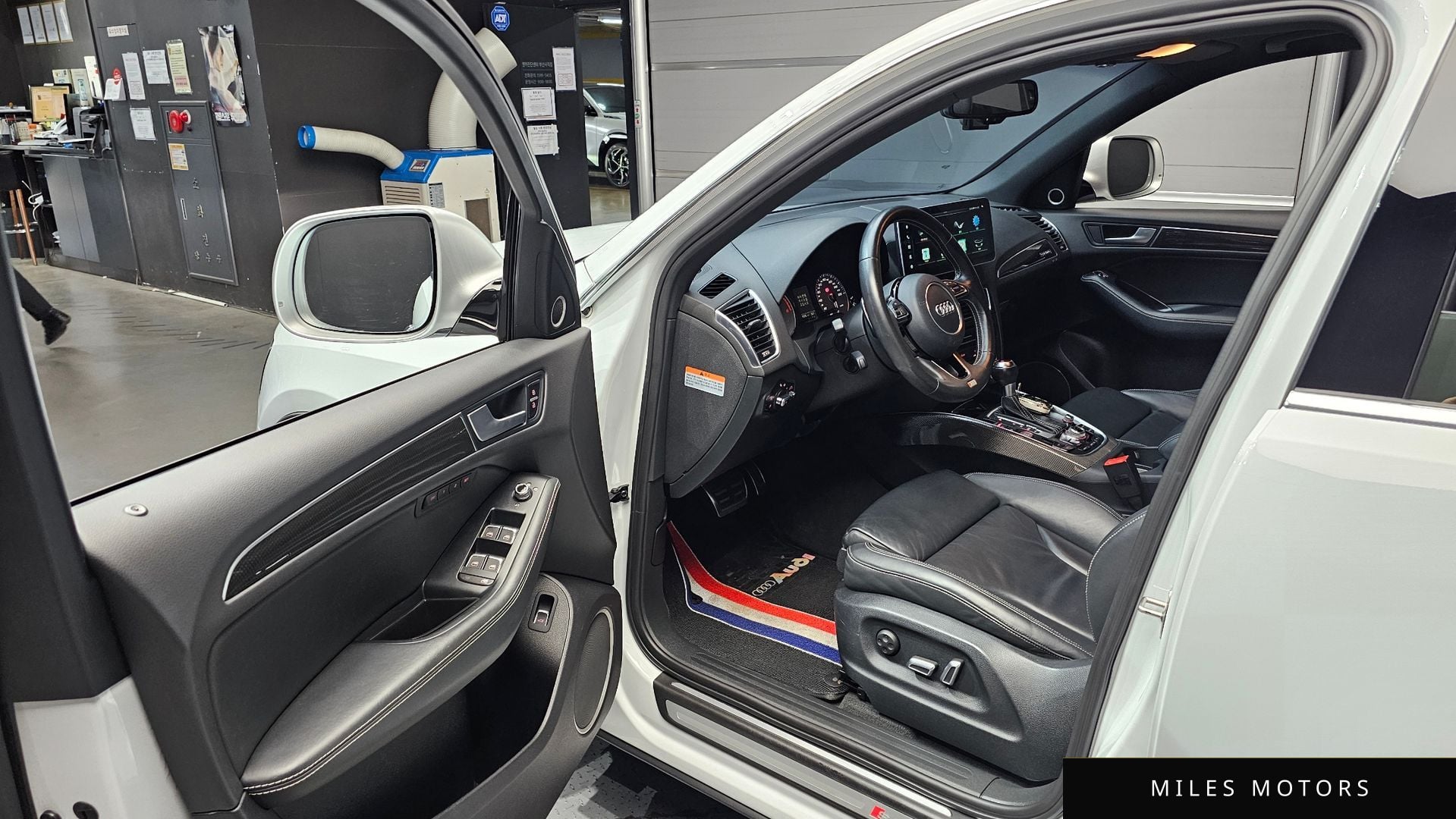 Audi SQ5 2015 — миниатюра 10