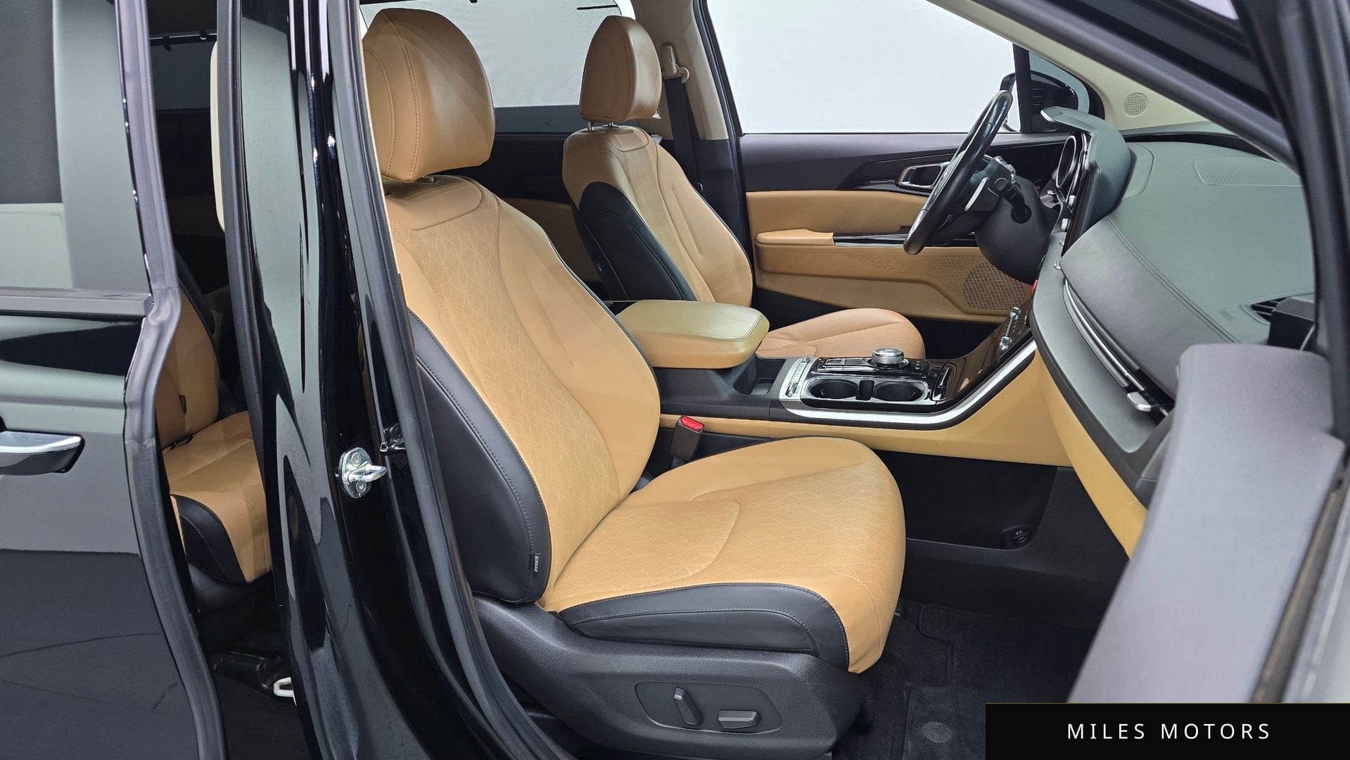 Kia Carnival 2021 — миниатюра 12