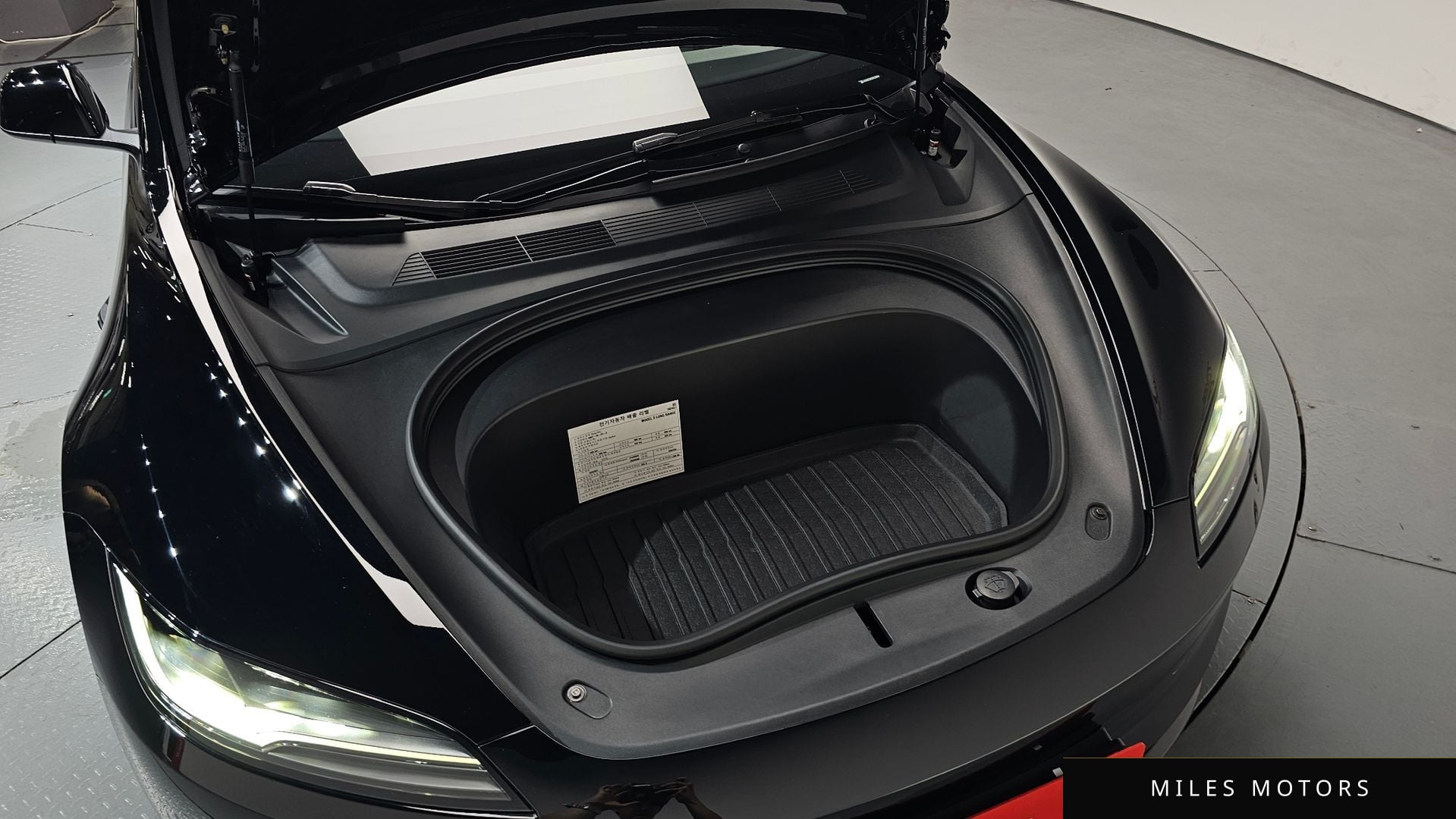 Tesla Model 3 2024 — миниатюра 5