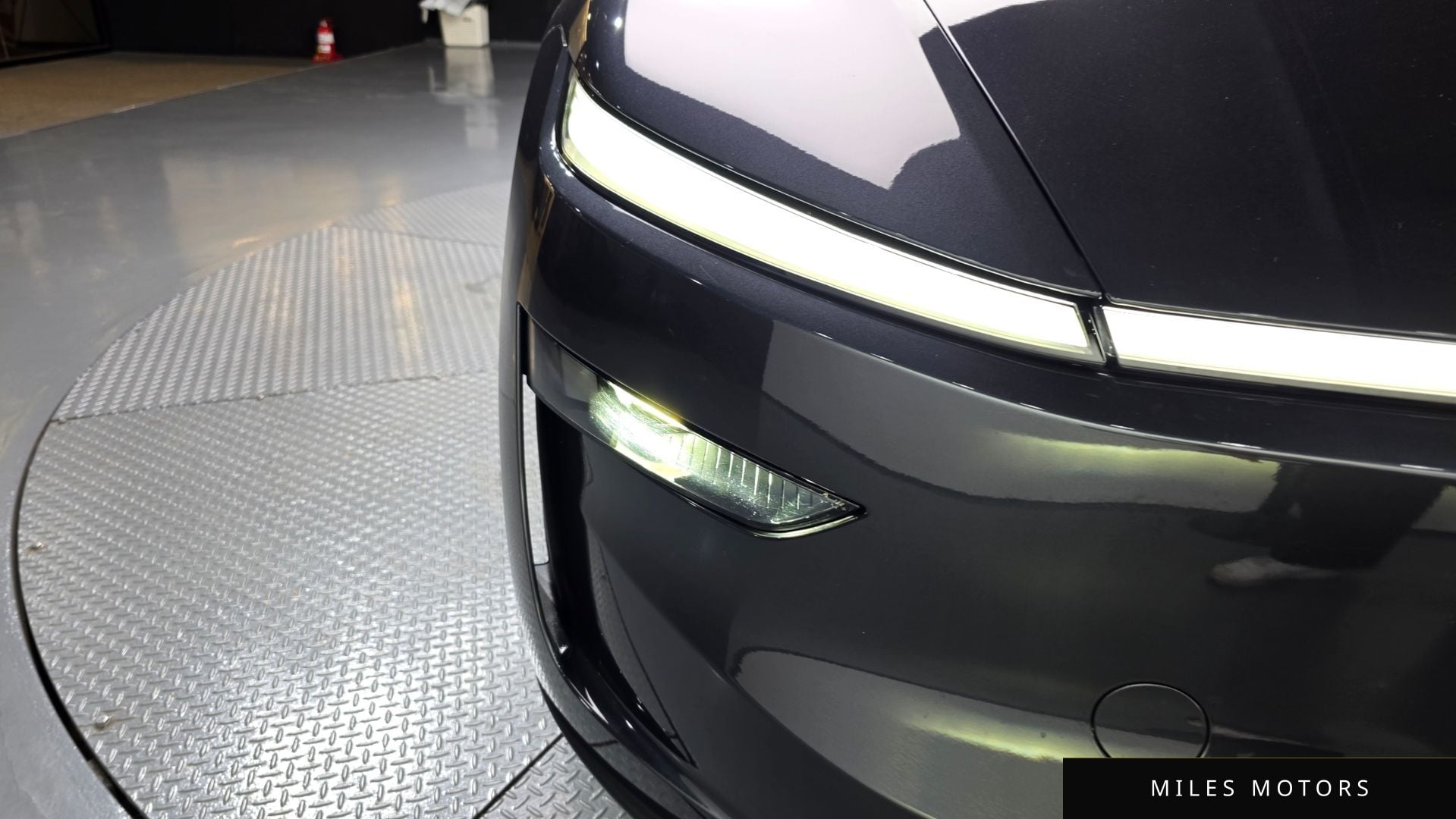 Tesla Model Y 2025 — миниатюра 7