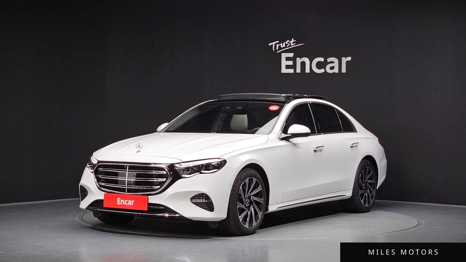 Mercedes-Benz E-Class W214 2026 — фото 1 из 12