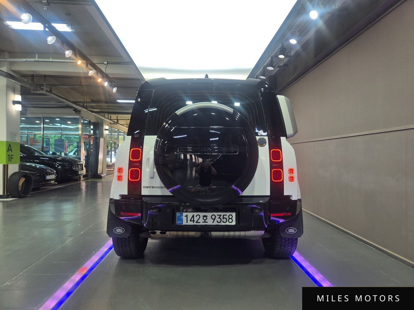 Land Rover Defender 2025 — миниатюра 3