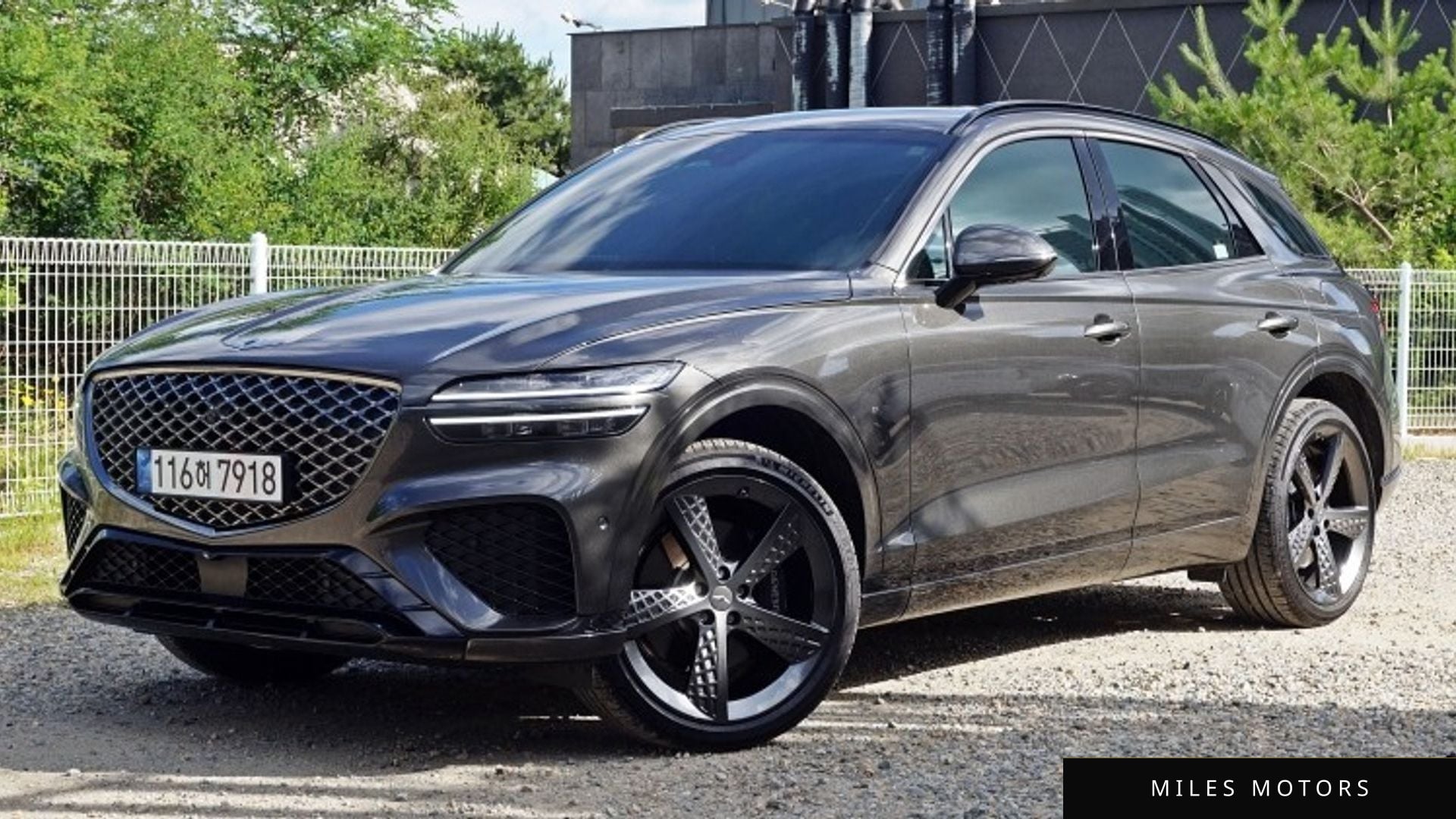 Genesis GV70 2024 — миниатюра 2