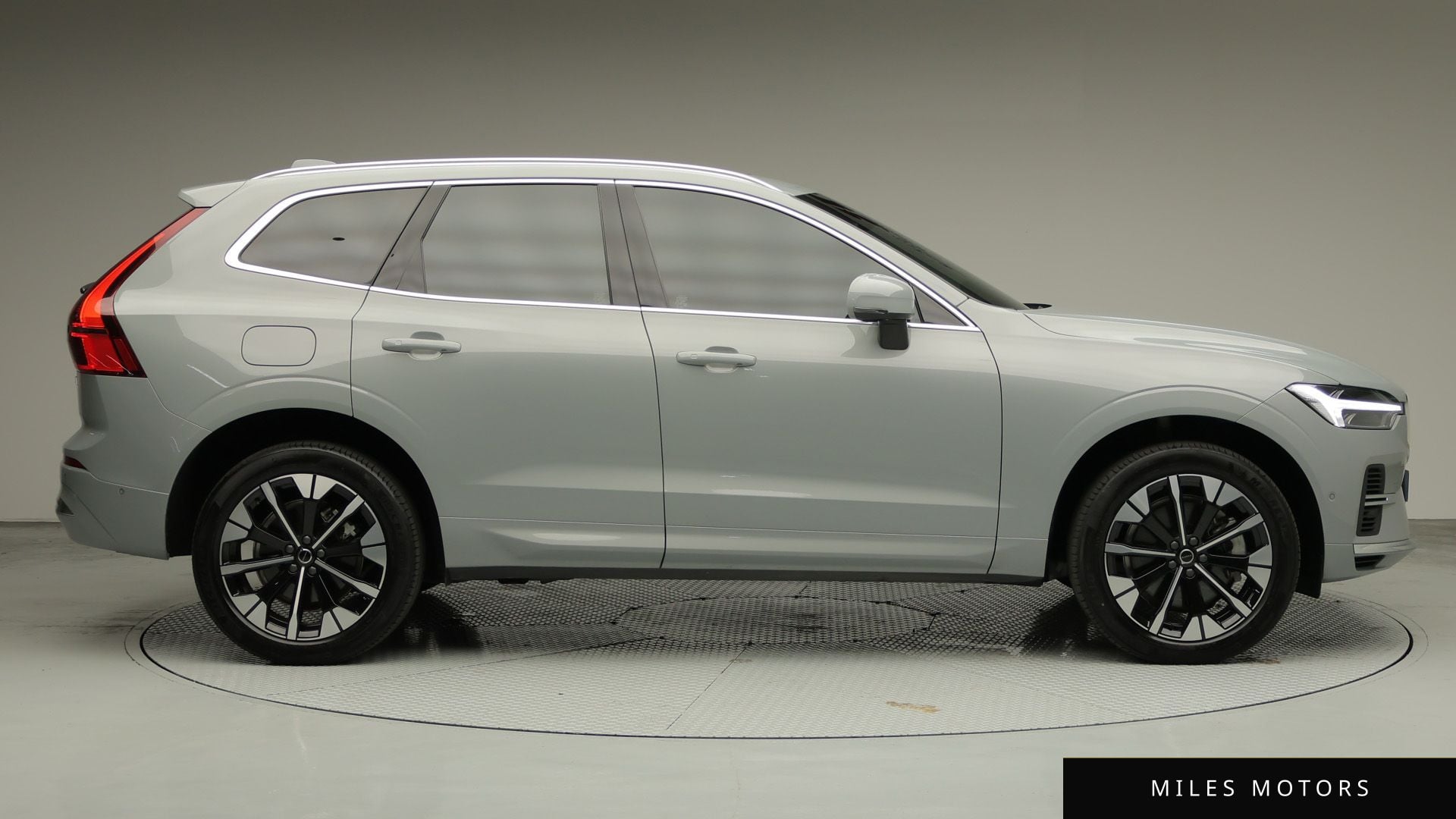 Volvo XC60 2026 — миниатюра 3