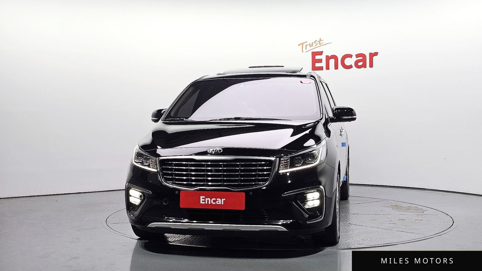 Kia Canival 2019 — миниатюра 3