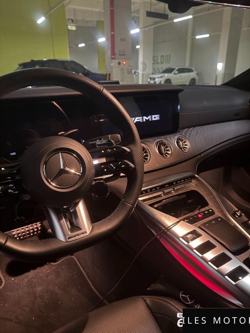 Mercedes-Benz AMG GT 2024 — миниатюра 4