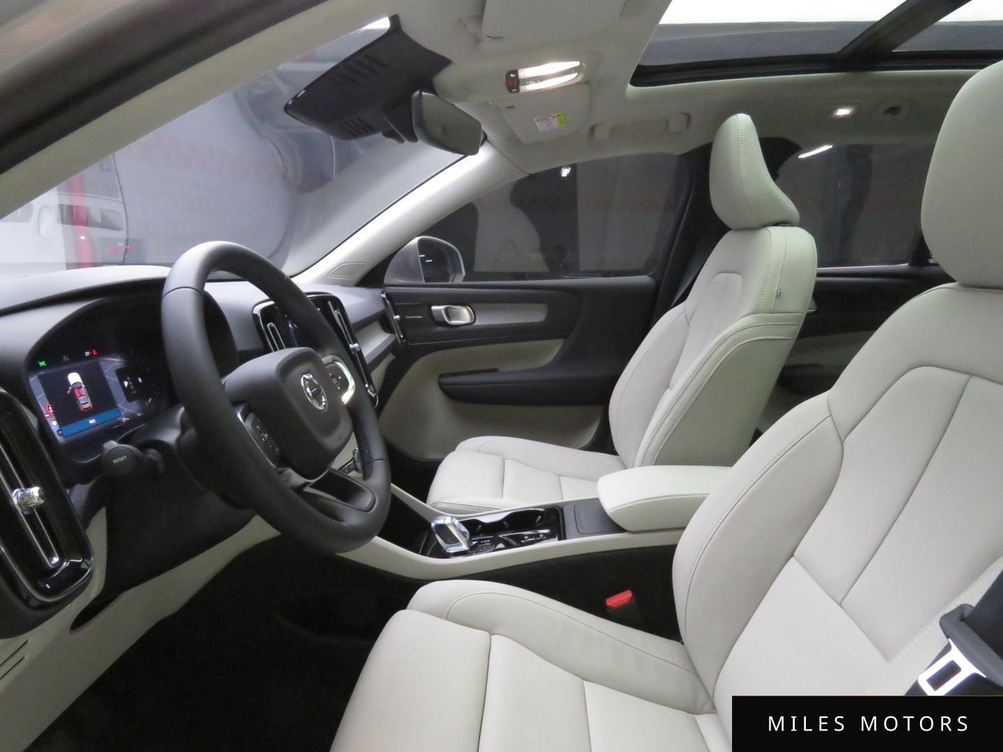 Volvo XC40 2026 — миниатюра 9