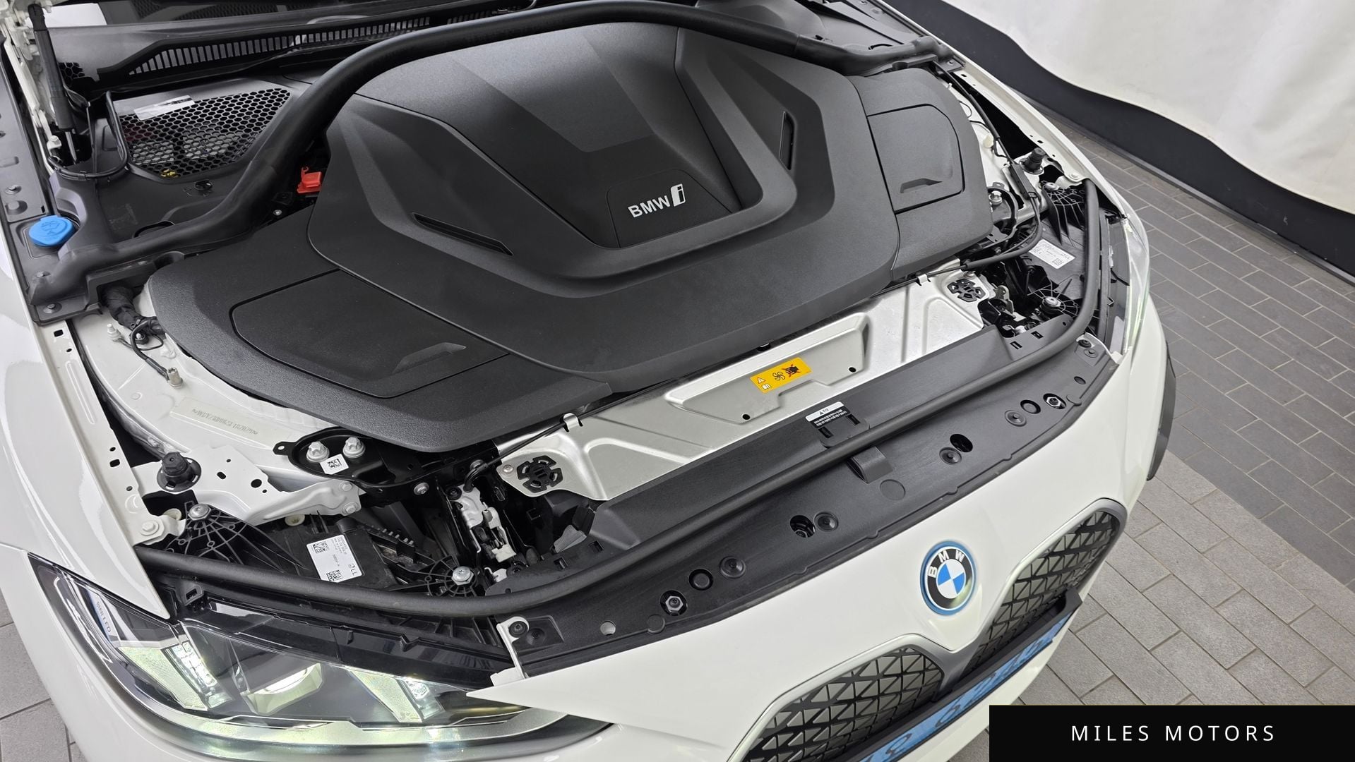 BMW i4 2025 — миниатюра 6