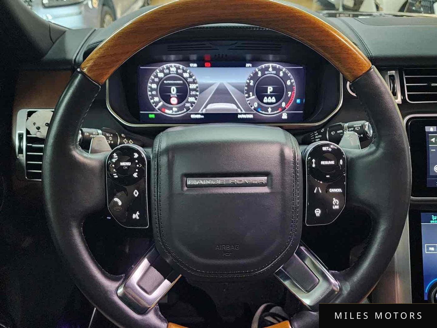 Land Rover Range Rover 2018 — миниатюра 11