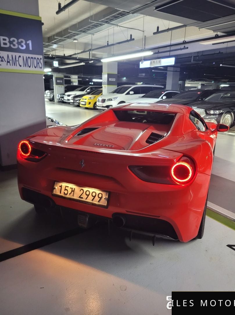 Ferrari 488 2018 — миниатюра 7