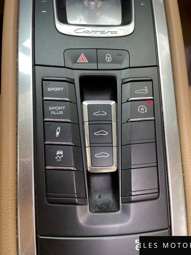 Porsche 911 2013 — миниатюра 9