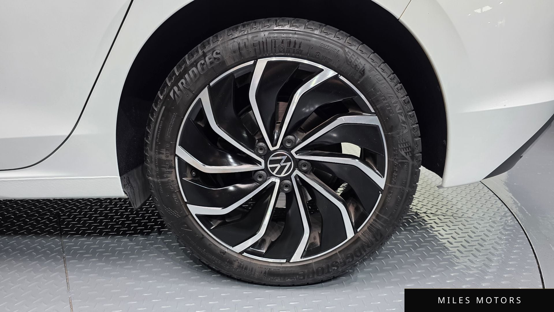 Volkswagen Golf 2022 — миниатюра 7
