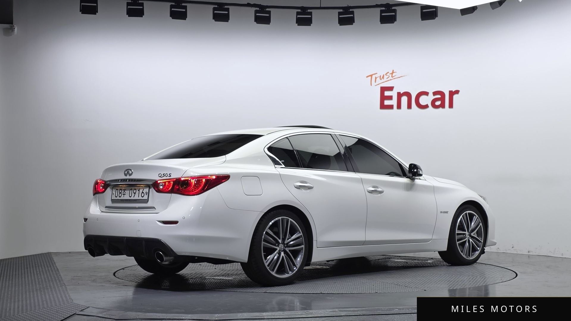 Infiniti Q50 2015 — миниатюра 2
