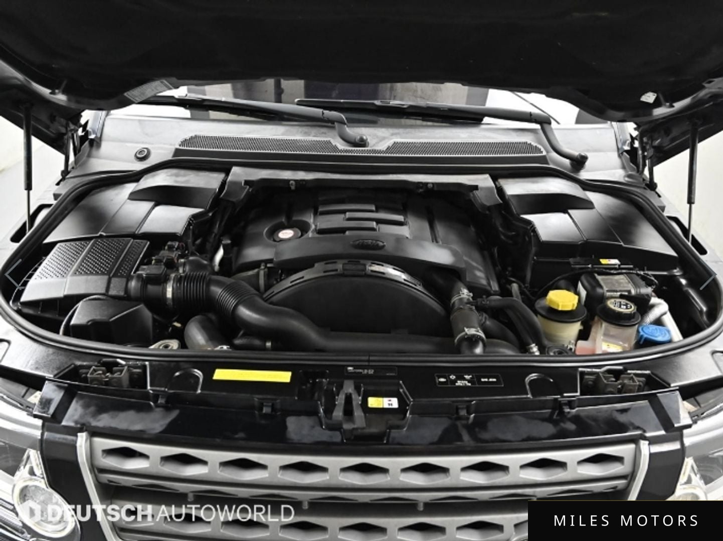 Land Rover Discovery 2015 — миниатюра 6