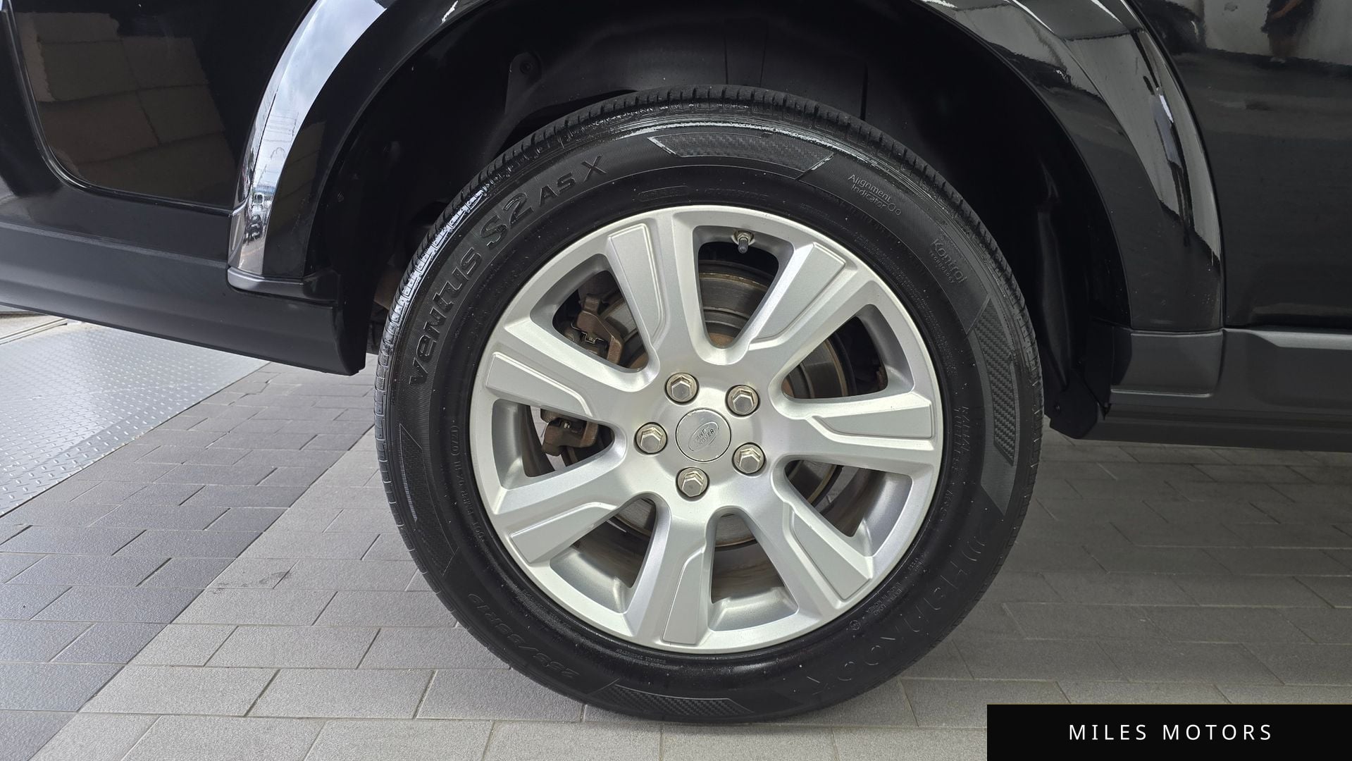 Land Rover Discovery 2015 — миниатюра 5