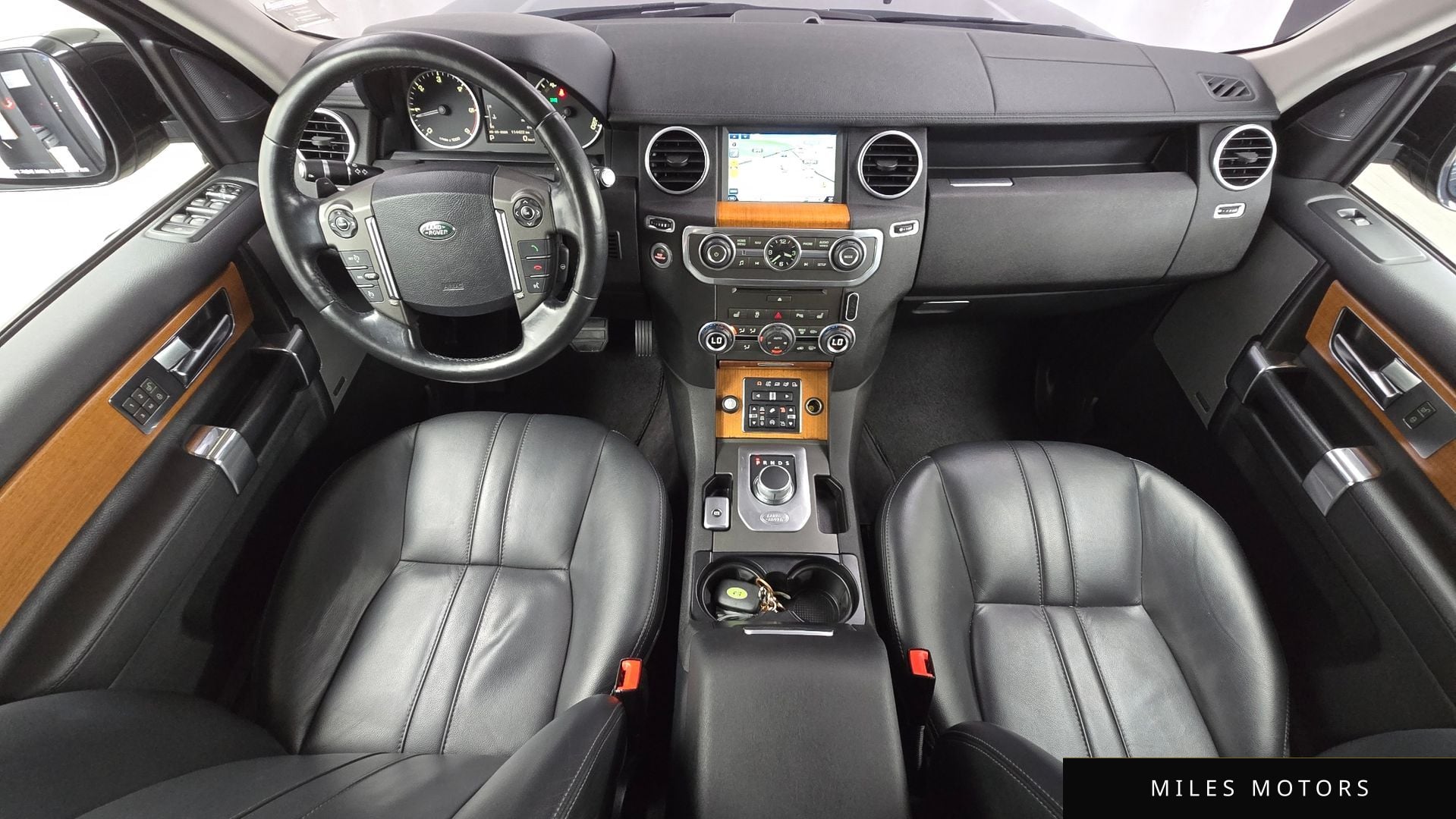 Land Rover Discovery 2015 — миниатюра 7