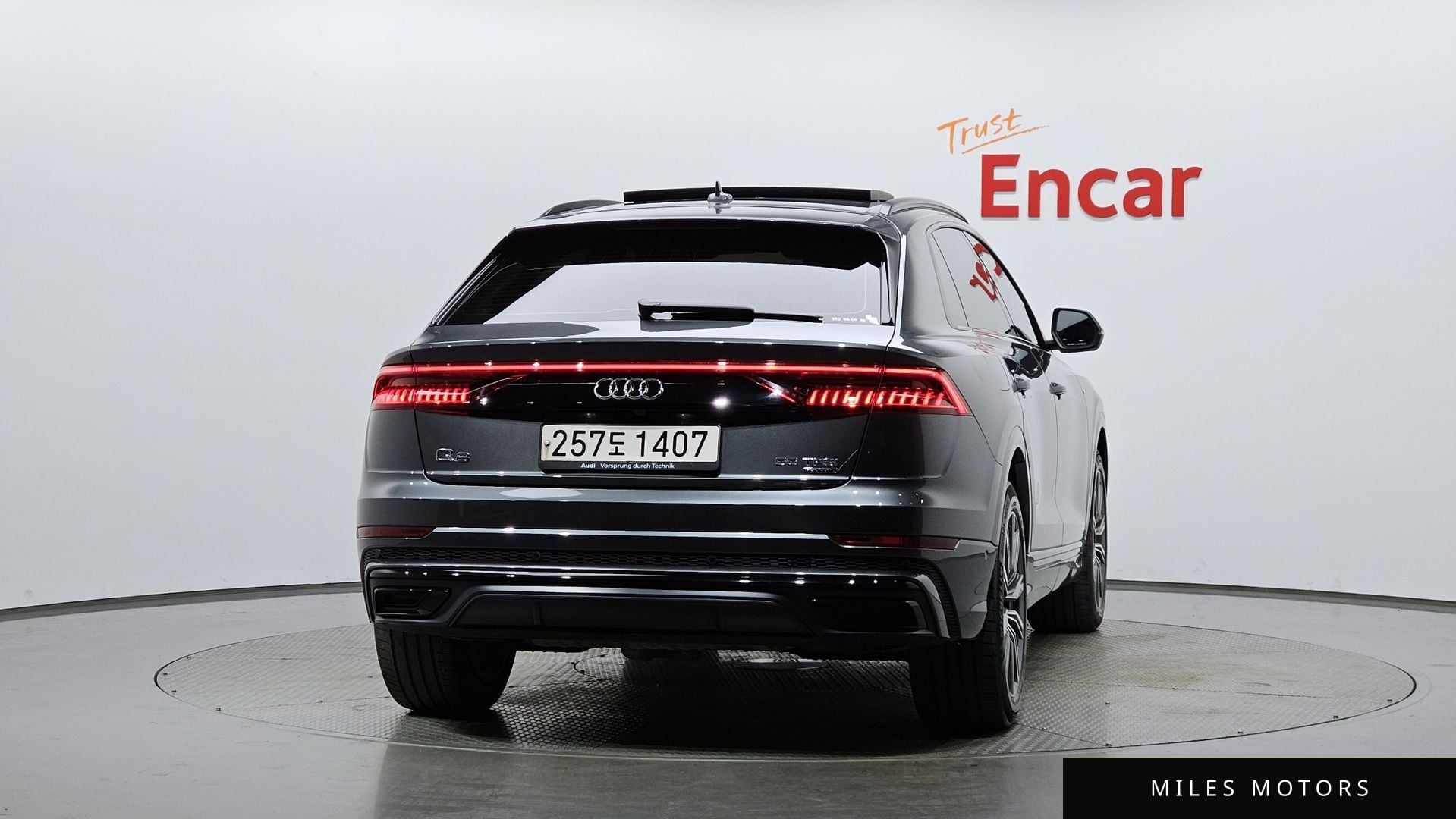 Audi Q8 (4M) 2021 — миниатюра 3