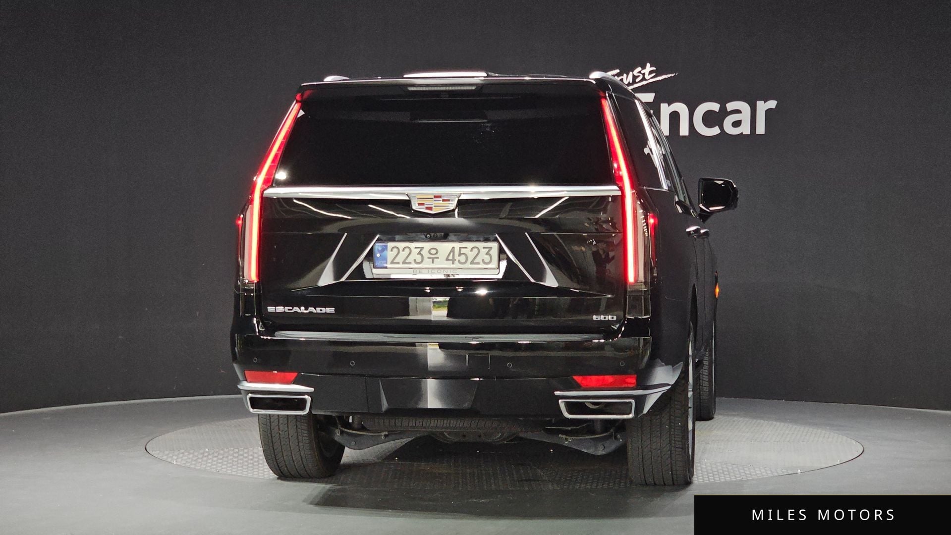 Cadillac Escalade 2022 — миниатюра 4