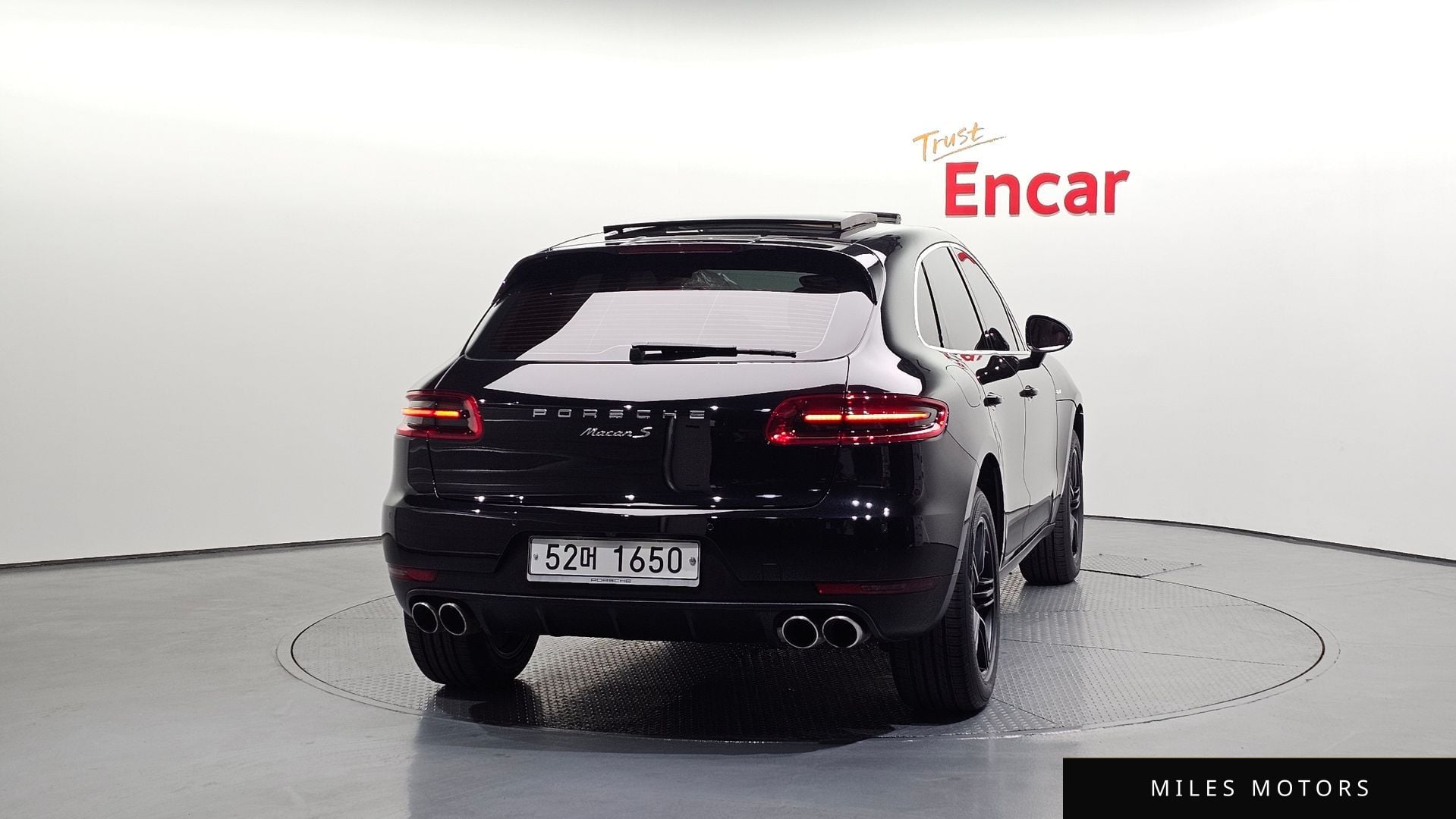 Porsche Macan 2017 — миниатюра 4