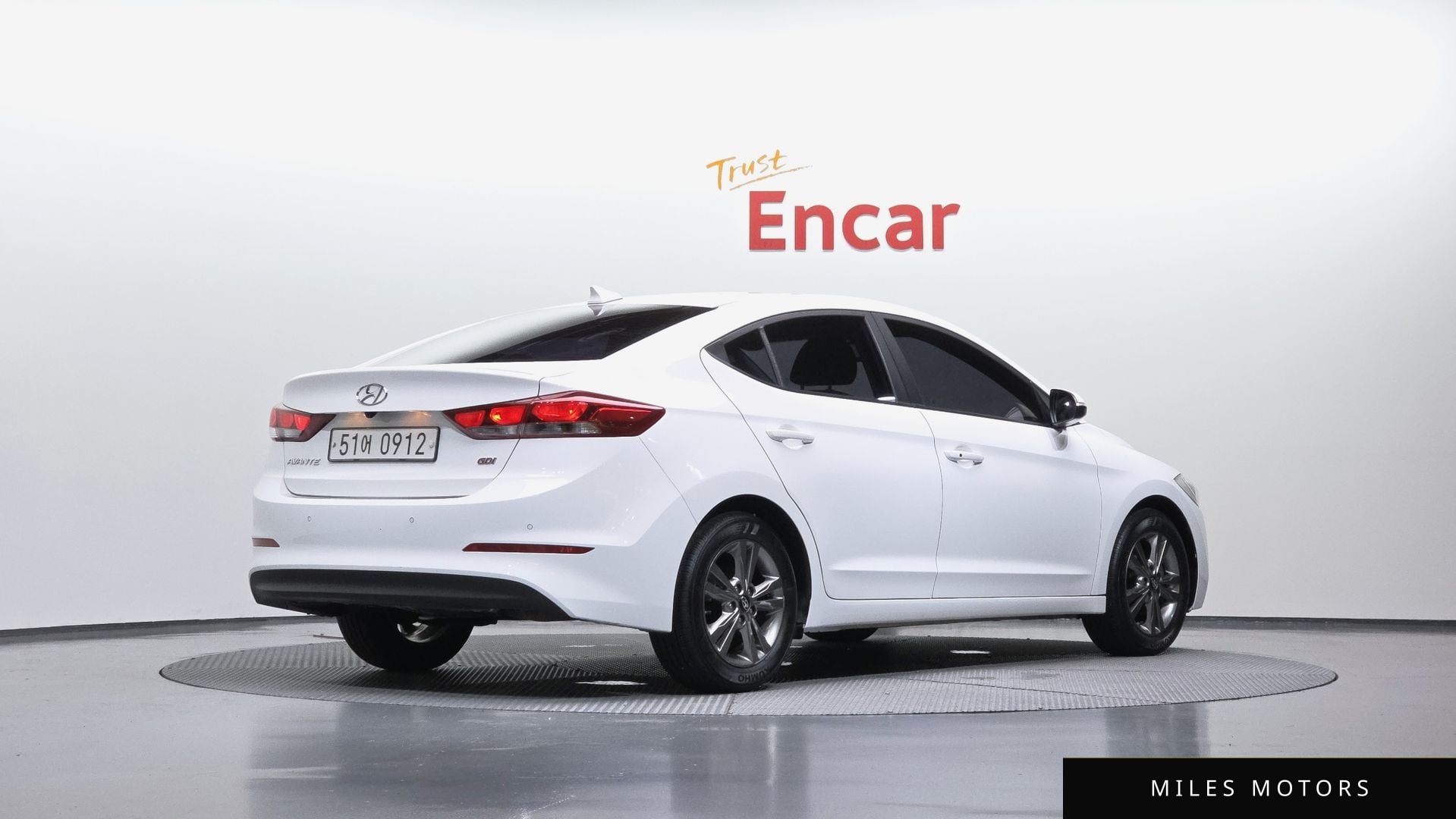 Hyundai AVANTE 2016 — миниатюра 2