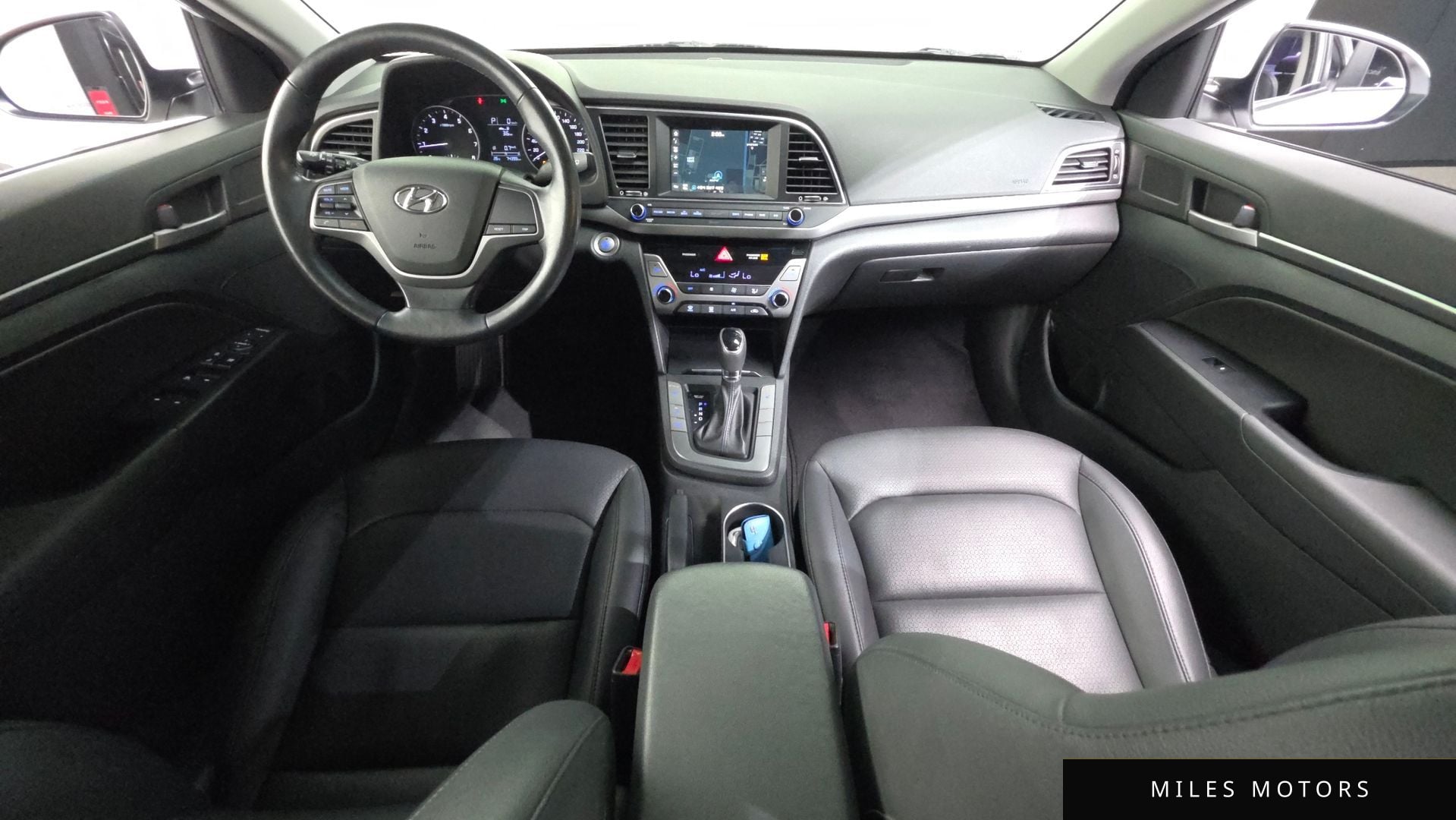 Hyundai AVANTE 2016 — миниатюра 10