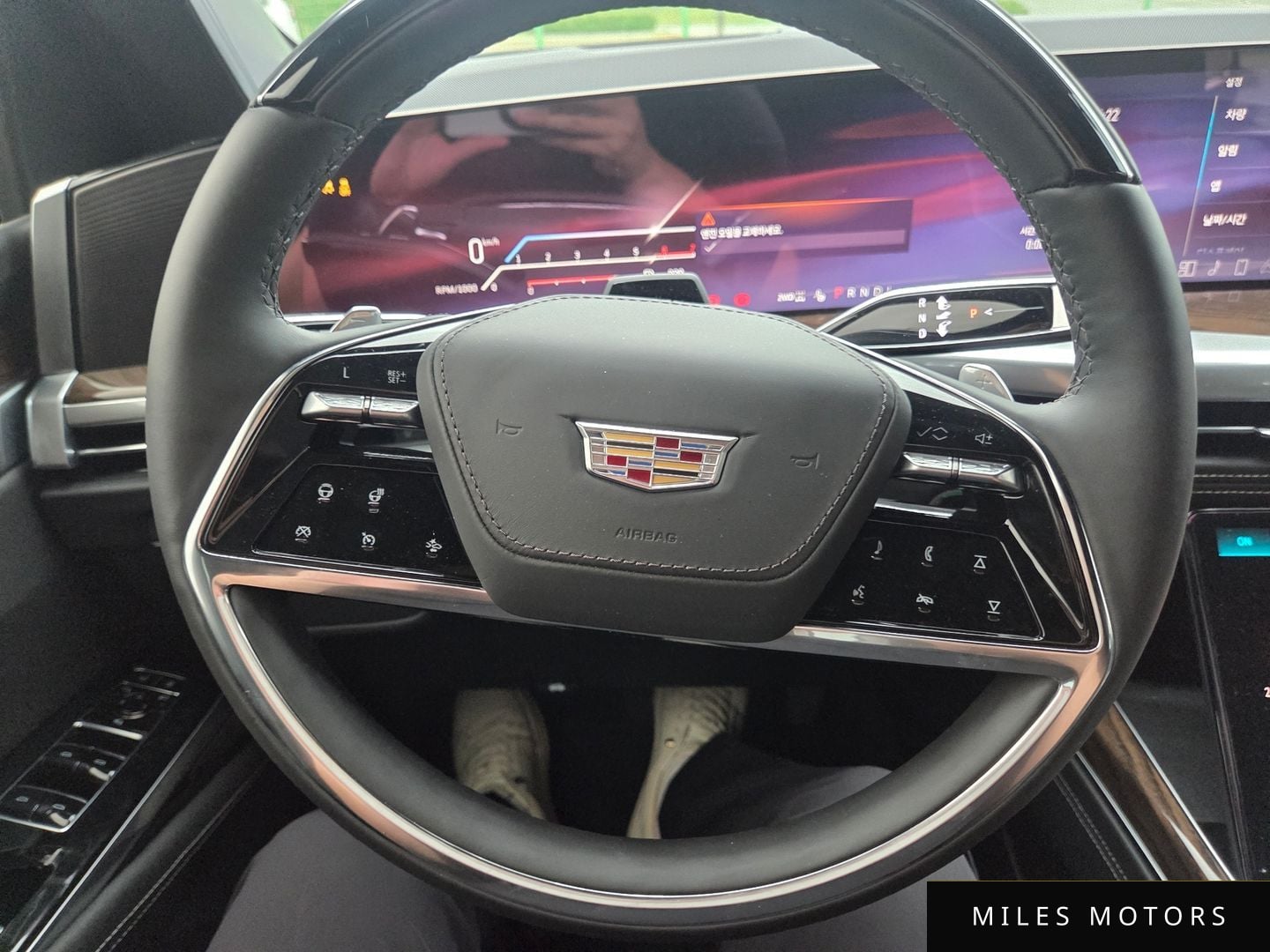 Cadillac Escalade 2025 — миниатюра 6