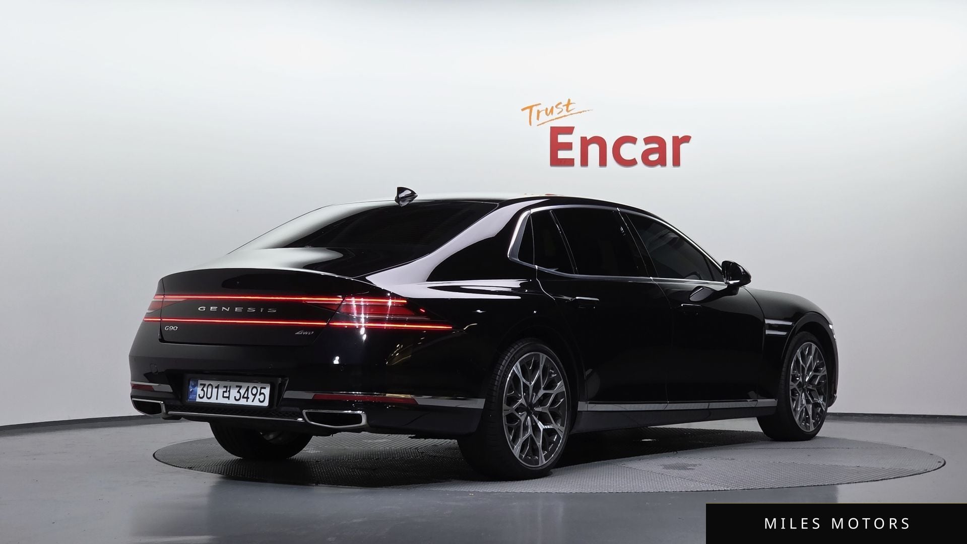 Genesis G90 (RS4) 2023 — миниатюра 2
