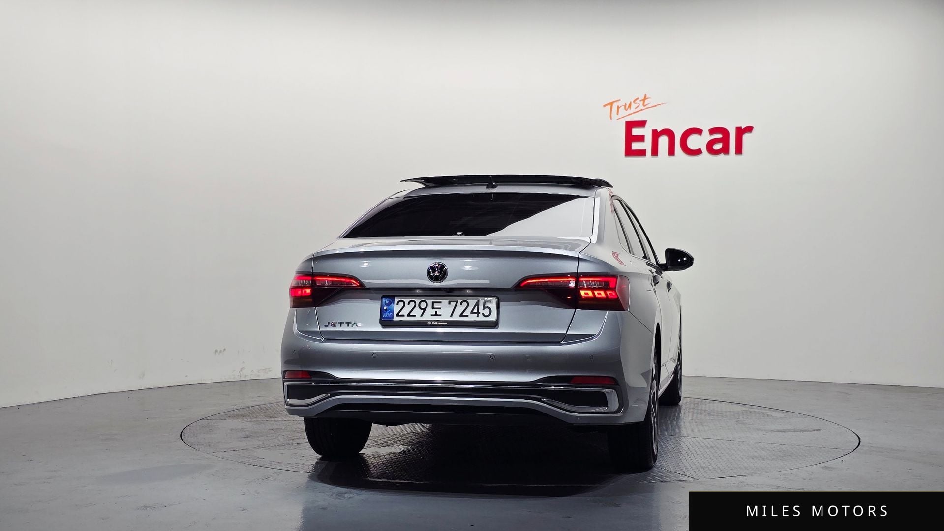 Volkswagen Jetta 2023 — миниатюра 4