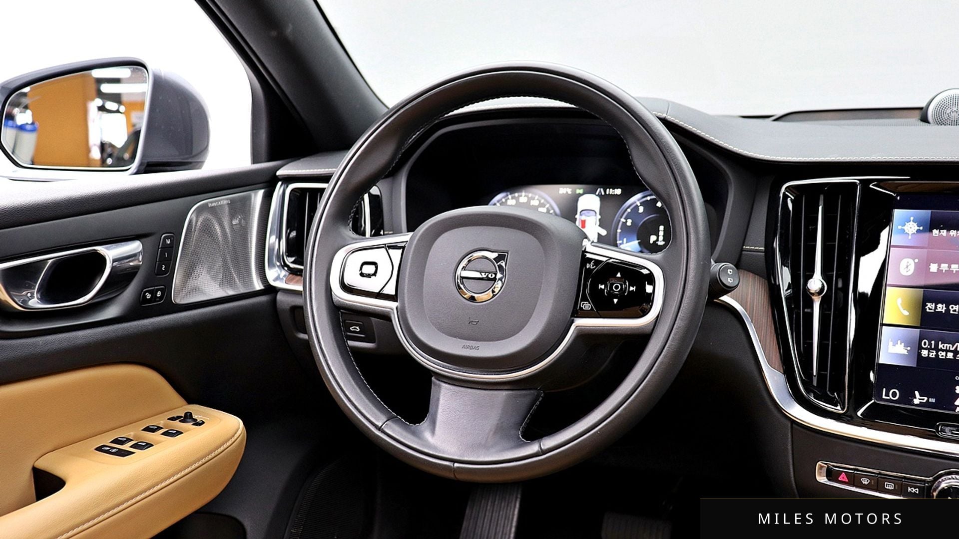 Volvo V60 2021 — миниатюра 12