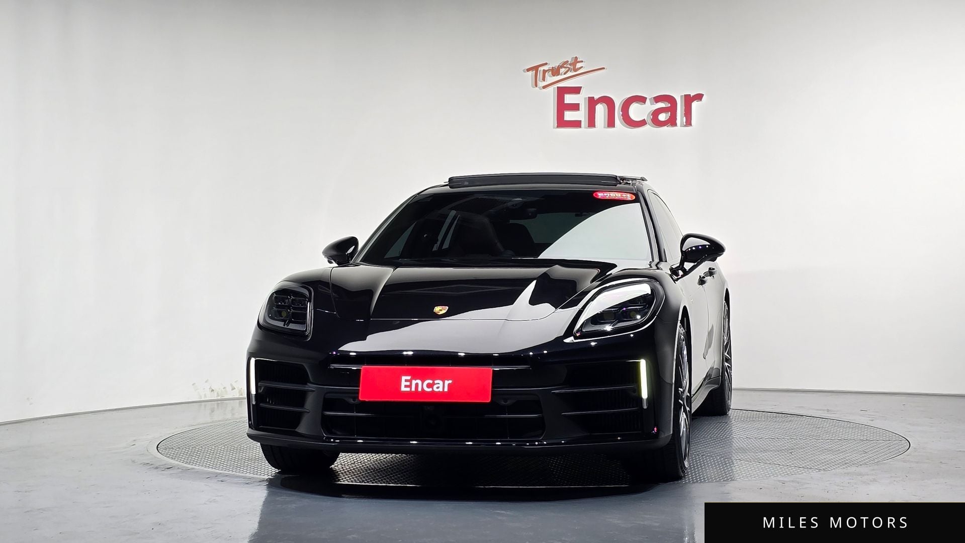 Porsche Panamera 2025 — миниатюра 2