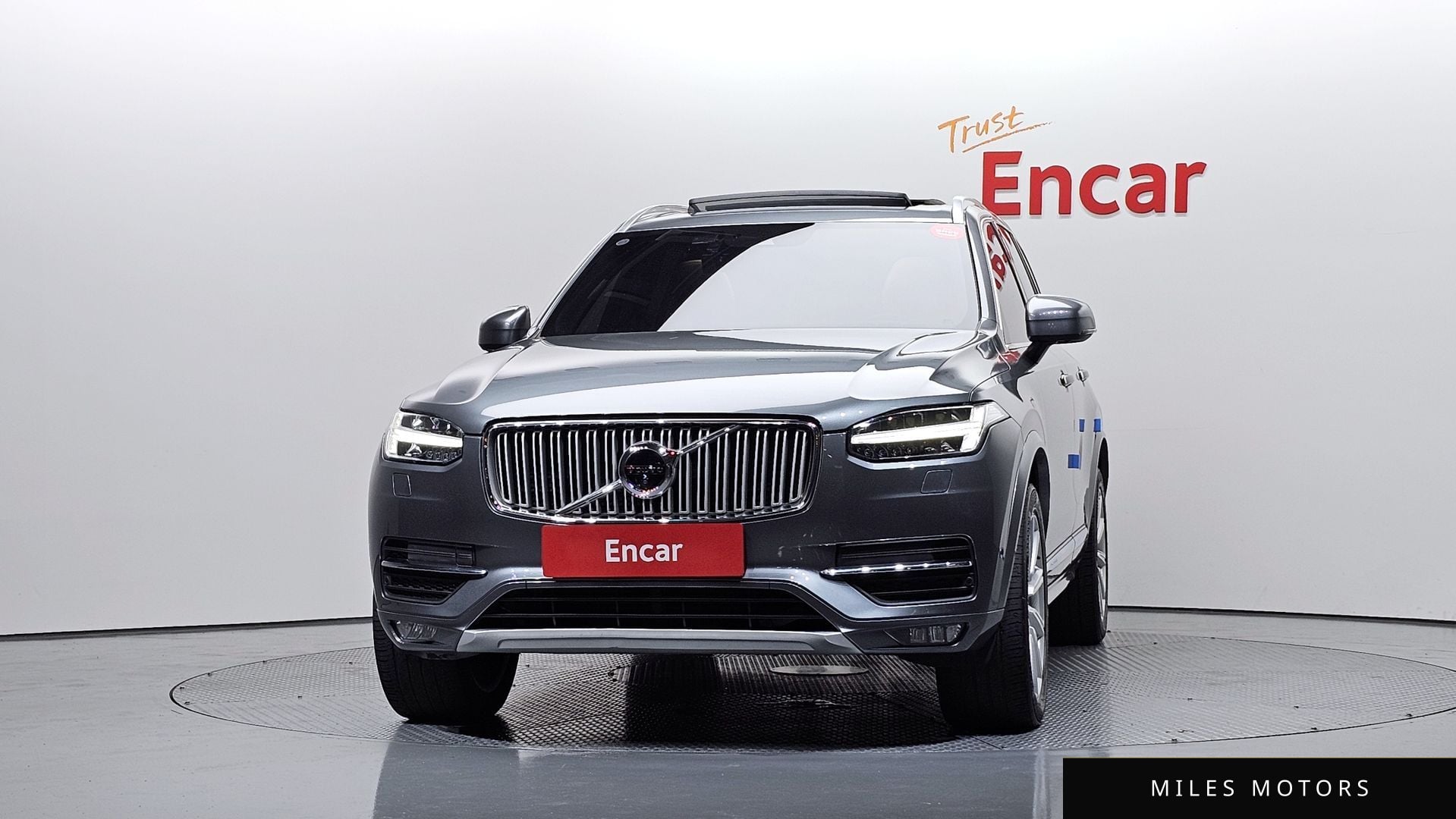 Volvo XC90 2017 — миниатюра 3