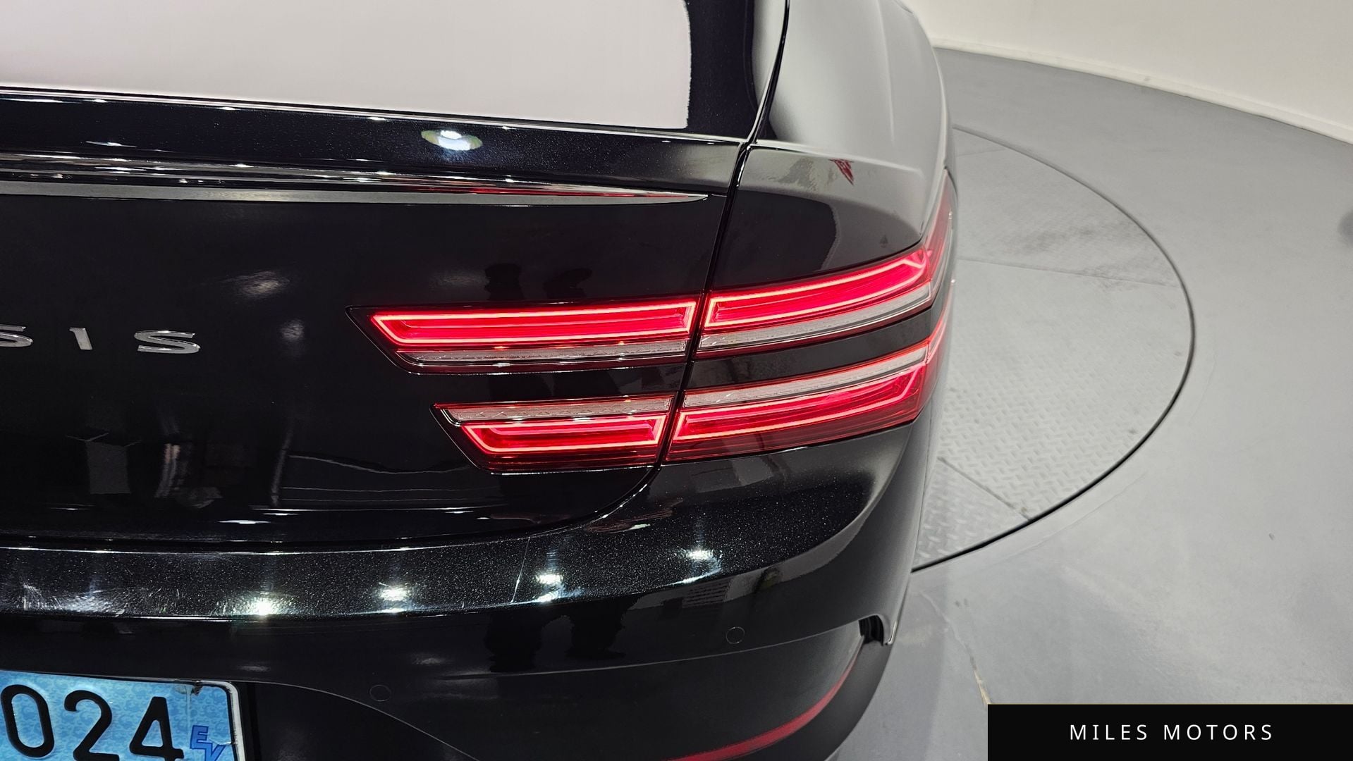 Genesis G80 2022 — миниатюра 9