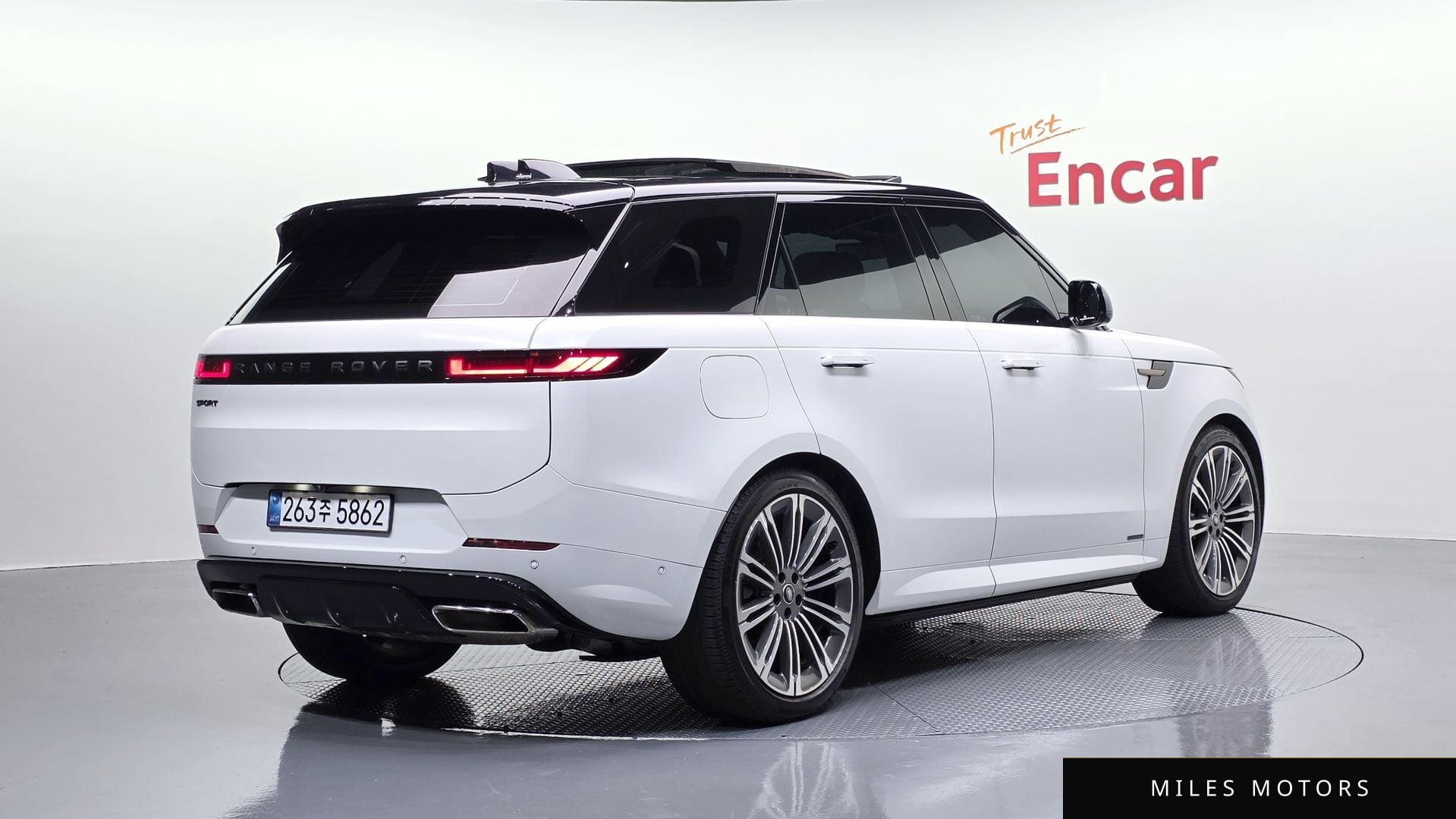 Land Rover Range Rover Sport 2025 — миниатюра 2